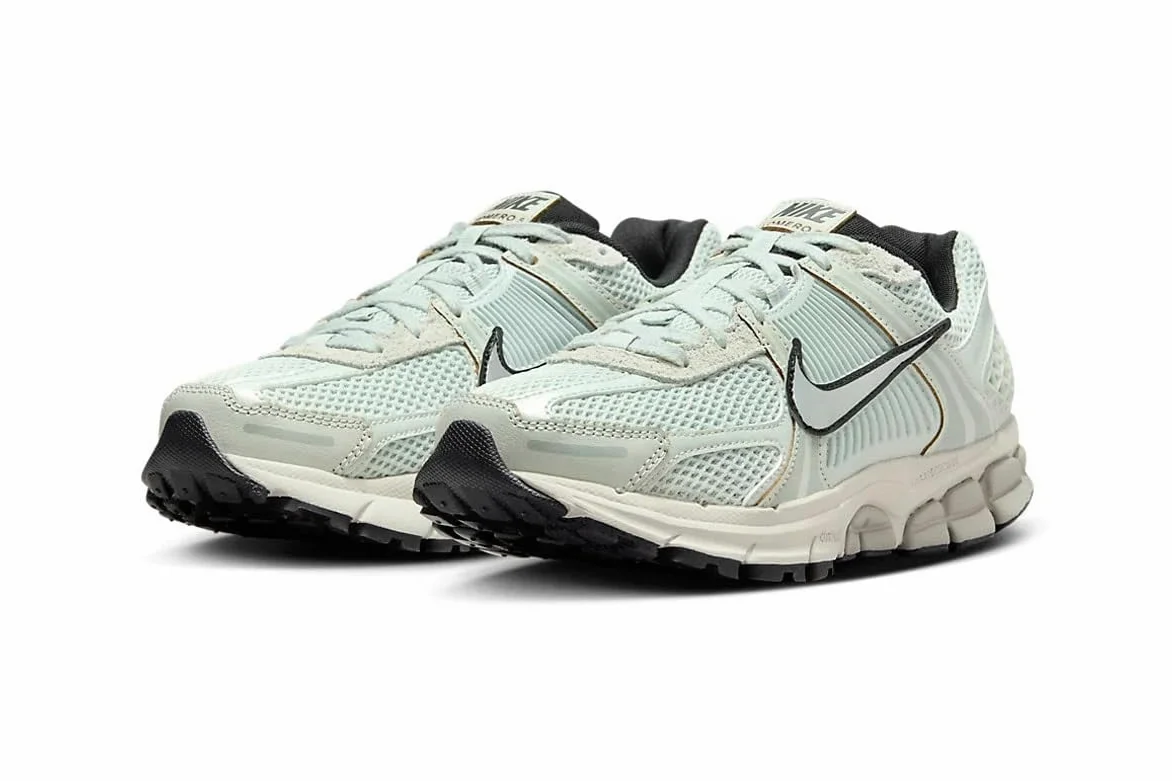 Nike Zoom Vomero 5 SneakerMujer
