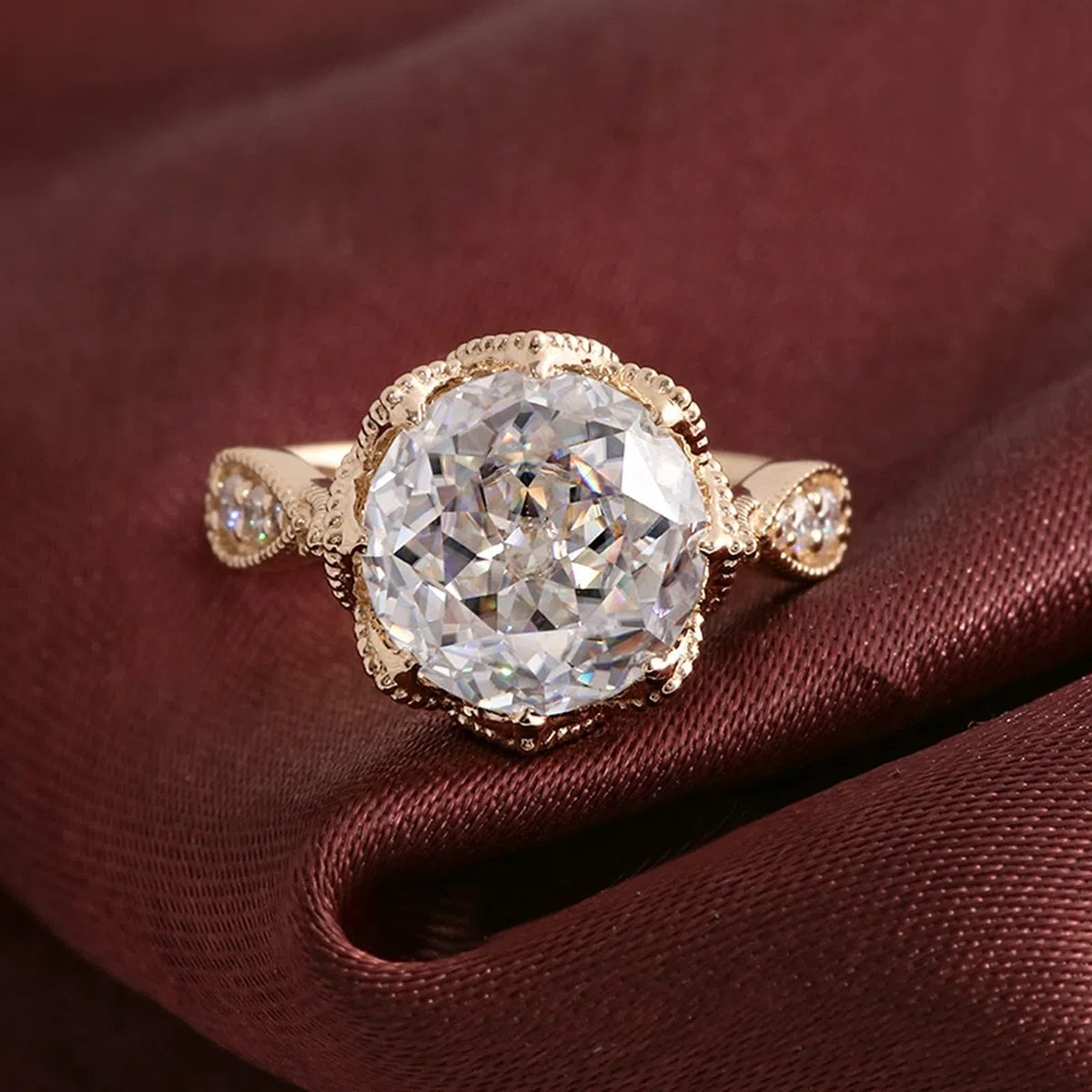 Regalo Personalizado Alianza Pareja Prima Oro 9 quilates Moissanite Flor Tamaño Señoras para Madre Cumpleaños Joyería