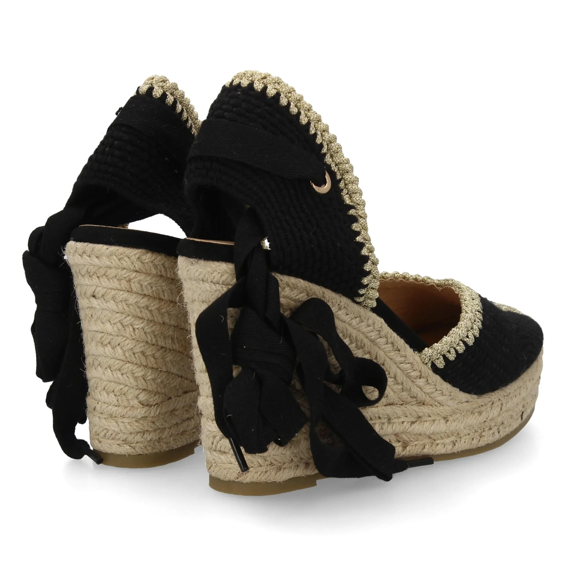 shoes&blues.es Alpargata de Mujer con Ribete Decorativo destaca por su Altura con Cuna Acolchada de Esparto. Cierre de Cintas. Un Modelo Comodo y Ligero para Verano.