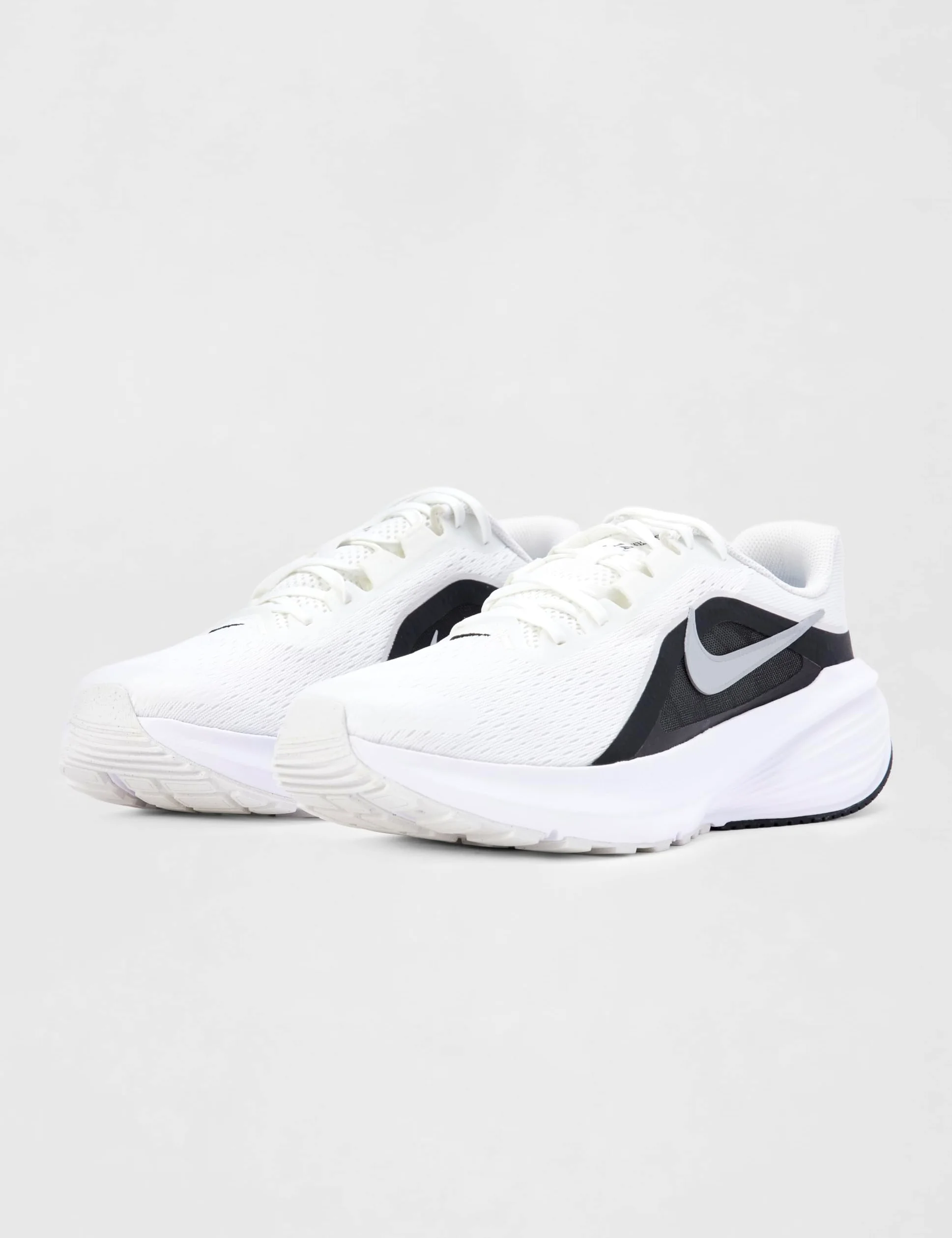 Nike Downshifter 14 IB1895 - Tenis de Correr para Hombre, Summit White Metallic Silver Black White, 46 EU