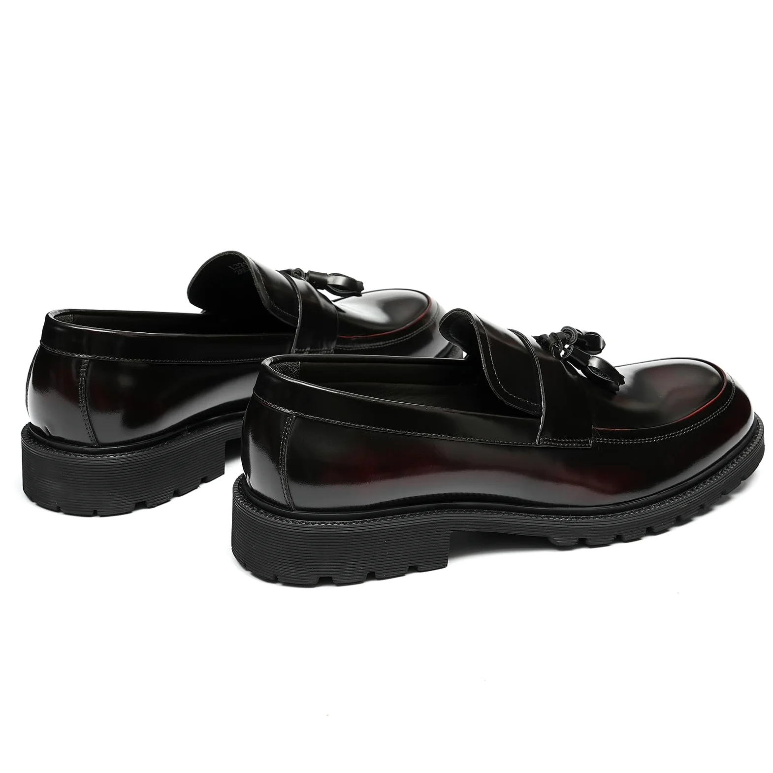 Loafers Cómodos Suela Gruesa y Borlas para Hombre Mocasines Formales Slip On Zapatos Bajos de Vestir Casuales en Cuero