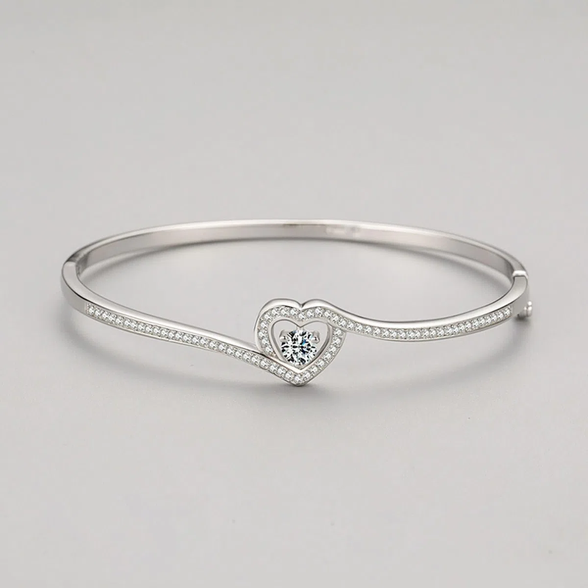 Brazaletes de Mujer Oro Blanco 9 K / 14 K / 18 K, Corazón Hueco con Moissanita, Cadena 16 CM, Pulseras Cadena Plata Mujer