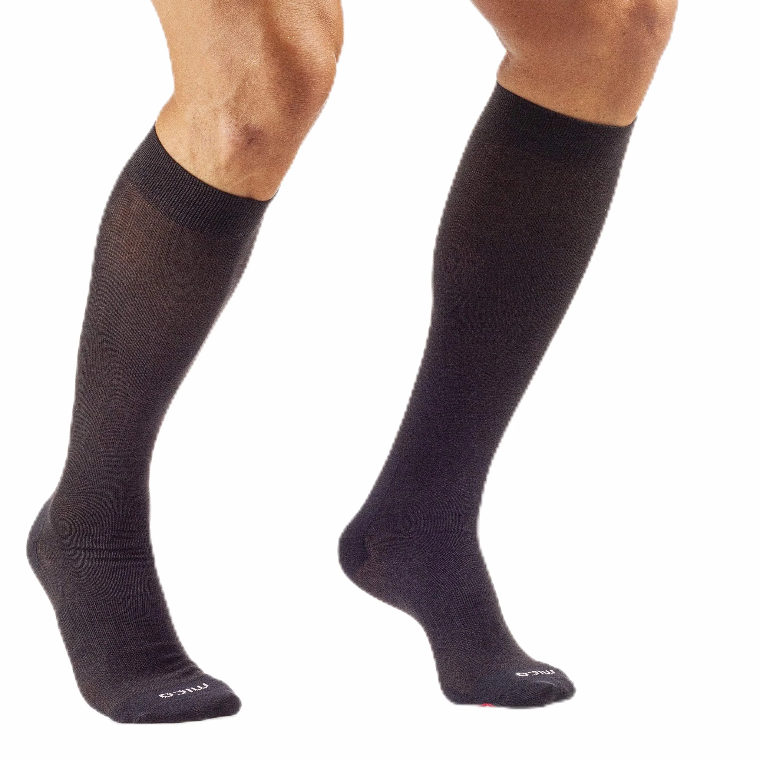 MICO CALCETINES DE ESQUI' SUPERTHERMO Light PRIMALOFT, en Tejido de Primaloft + Fibra LYCRA, 100% Made in Italy, Ultraligero, para Hombres y Mujeres Deportes, en Color Negro