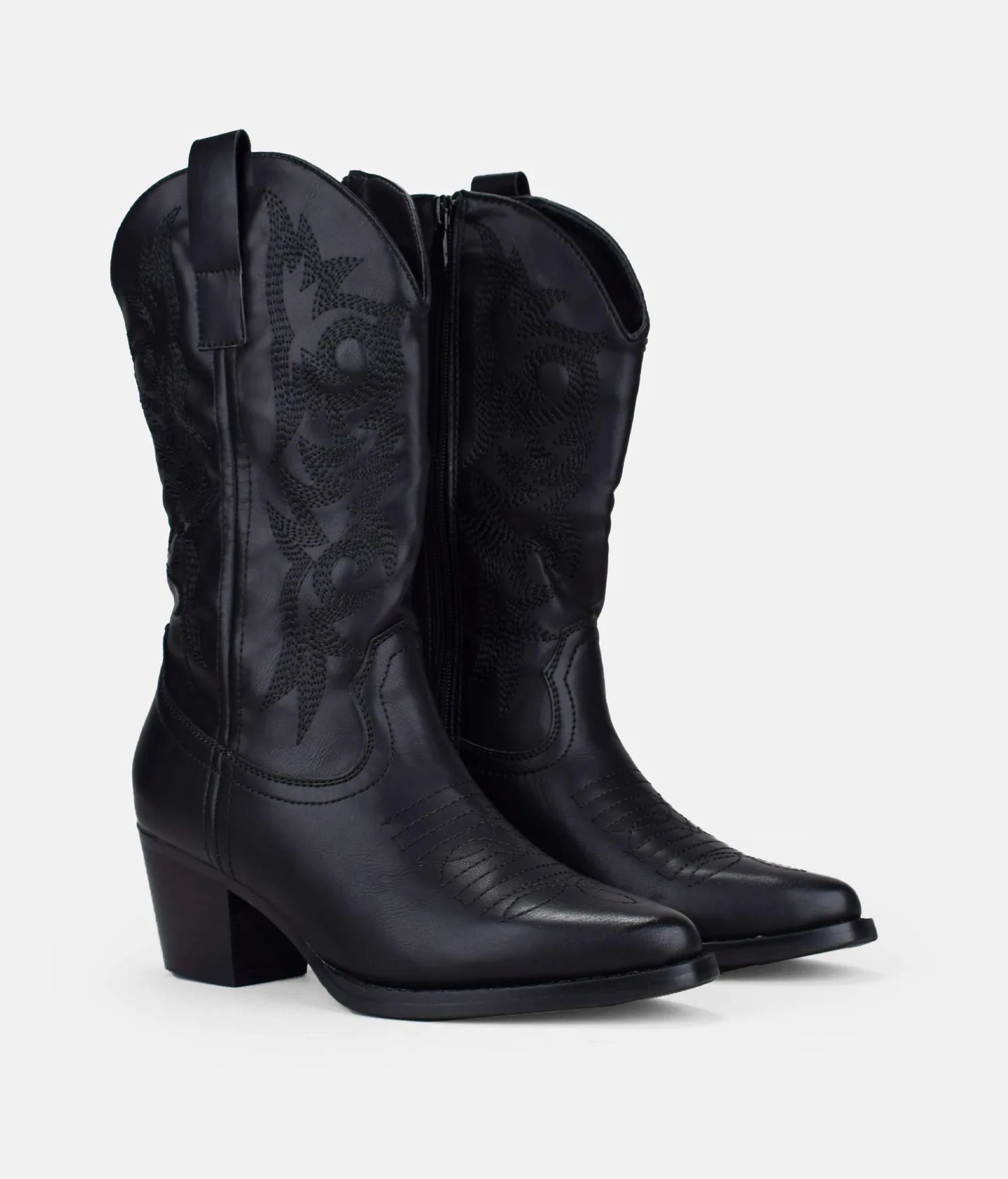 BOSANOVA Bota Estilo Cowboy con Detalle de Costuras Decorativas a Tono en la caña, tacón de 5'5 cm y Cierre con Cremallera Lateral. Calzado para Mujer
