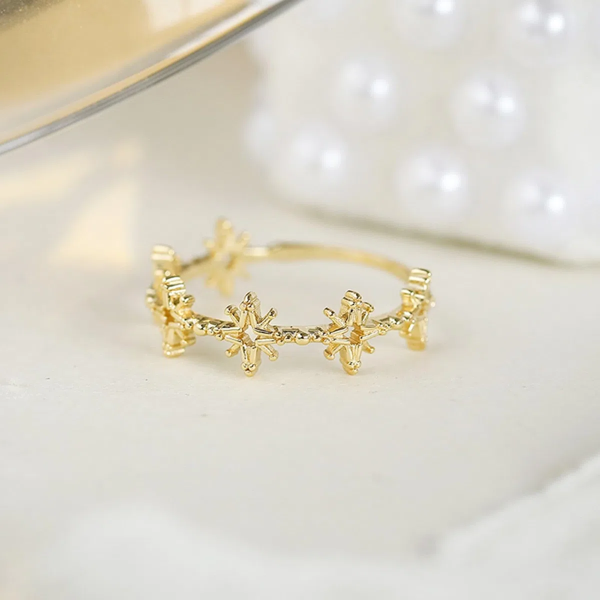 Anillo de boda Au 375/585/750 oro amarillo, estrella hueca