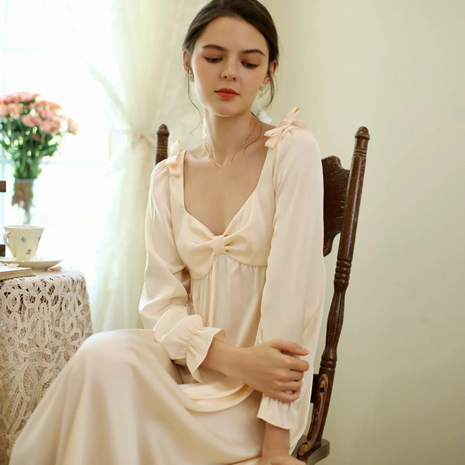 OFFSUM Camisón De Pijama De Mujer - Camisón De Seda Elegante con Cuello En V para Primavera Y Otoño Camisón Vintage De Princesa con Lazo Dulce Ropa De Salón De Talla Grande