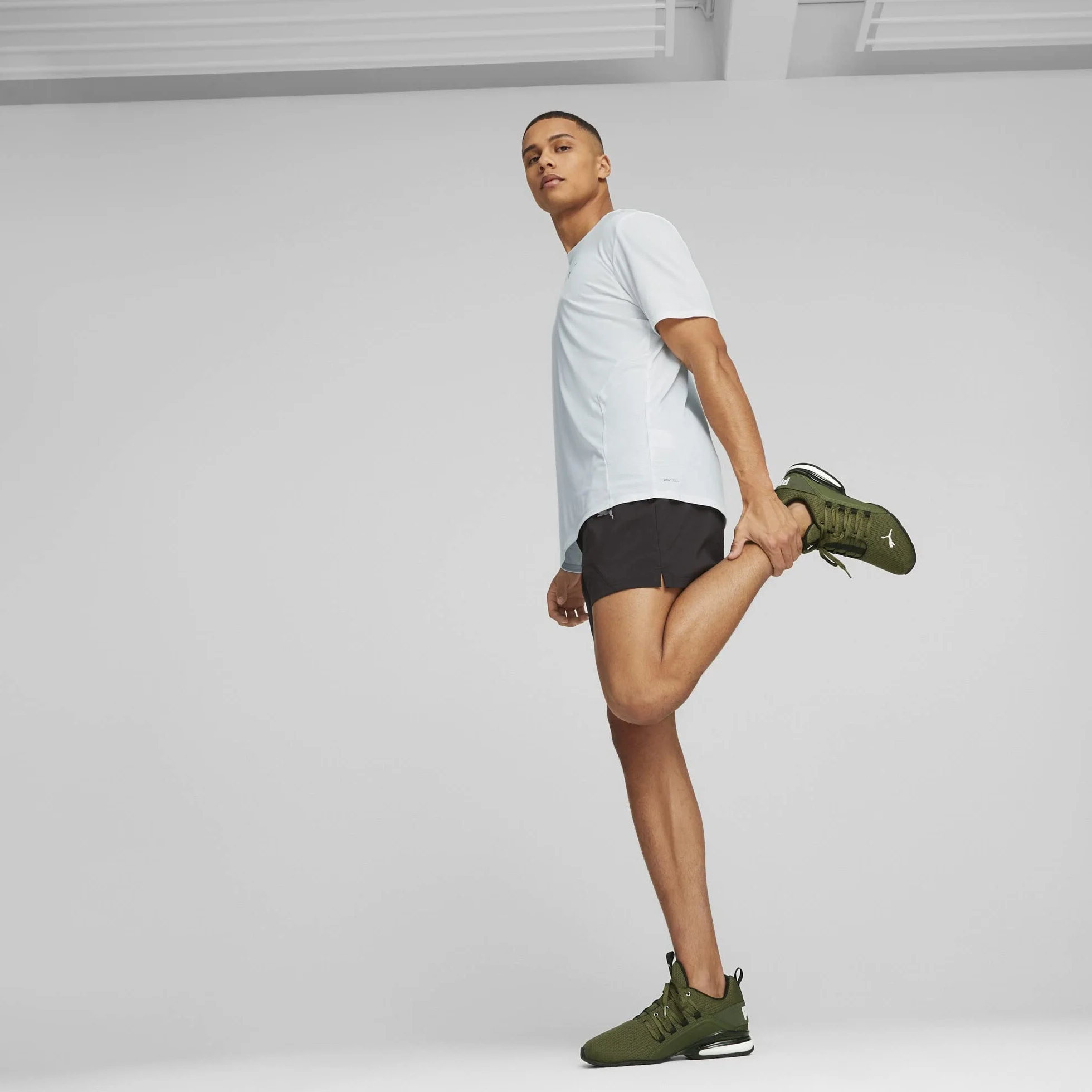 PUMA Zapatillas de Running Hombre Axelion Refresh 42.5, Green Moss Black Feather Gray