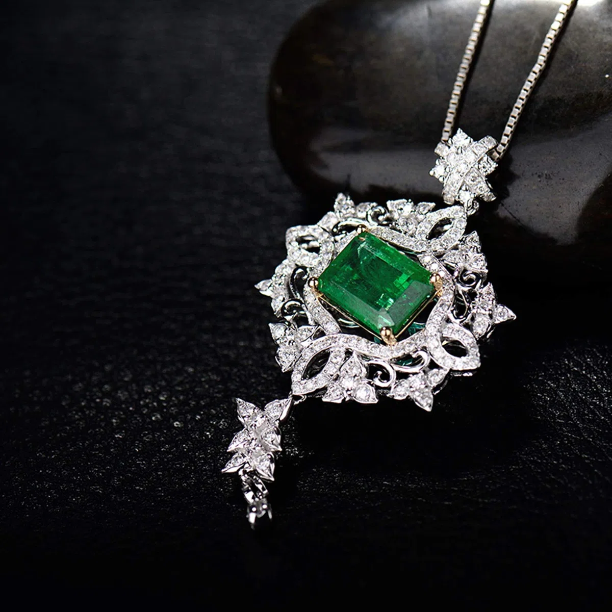 Collar con Colgante, Borla de Flores con Esmeralda creada en Laboratorio de 3 Quilates, Oro de 18 Quilates/Plata de Ley 925, Collares con Colgante para Mujeres y niñas, Regalo para el día de la