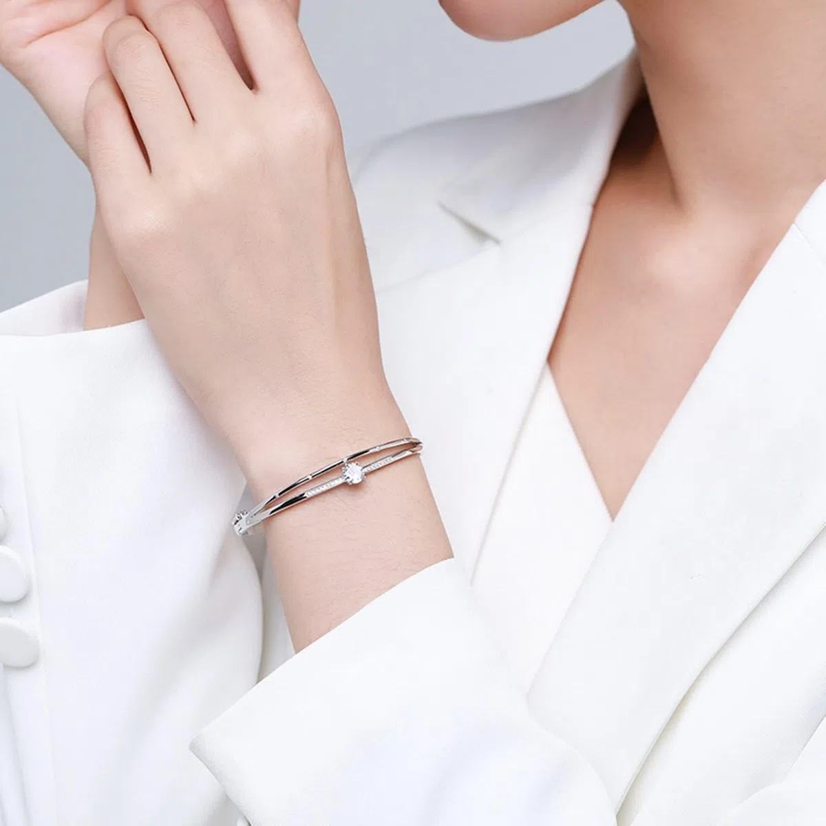 Pulsera de promesa para mujer, doble capa con moissanita, oro blanco