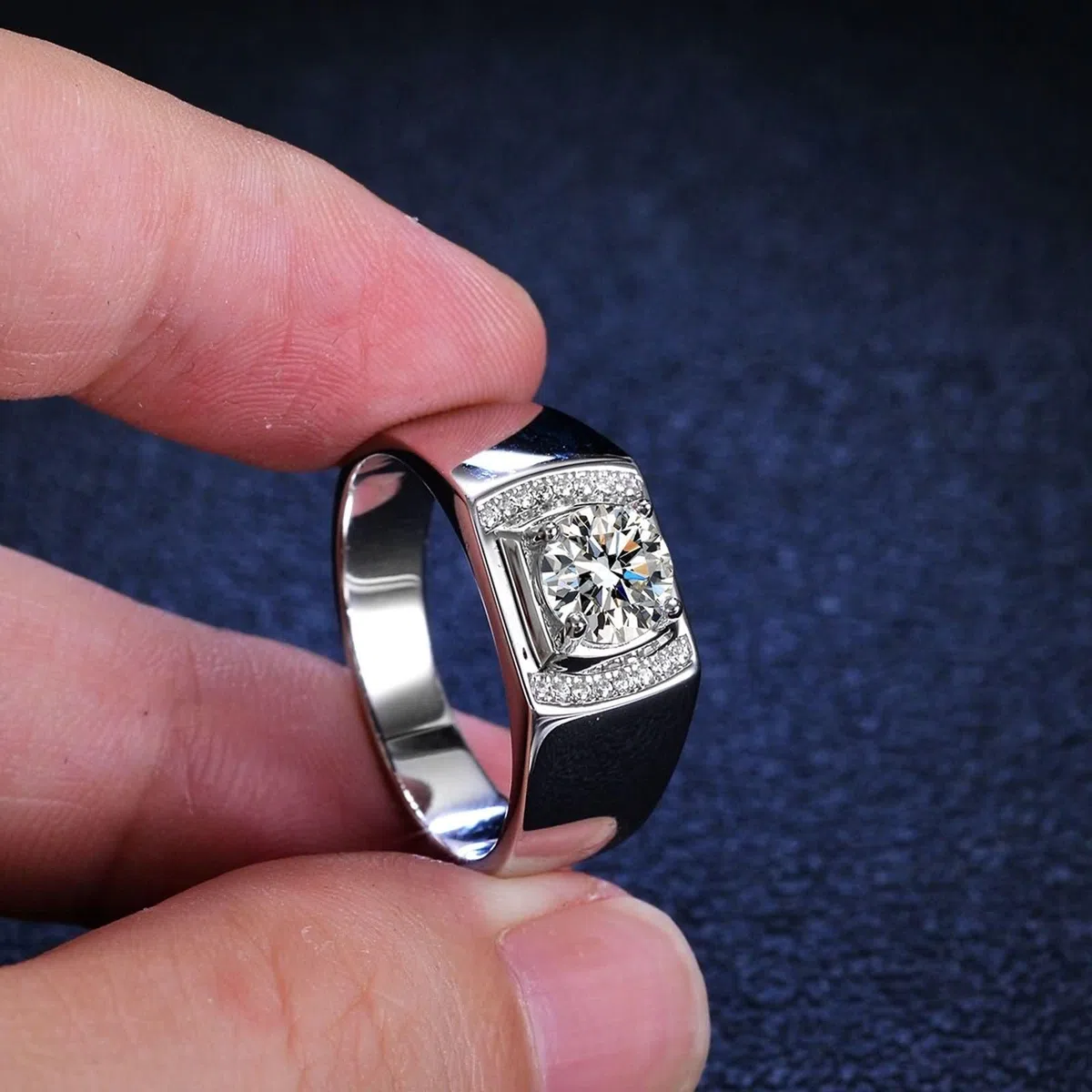 Anillos de boda de oro blanco 9K, juego de anillos para hombre, ajuste redondo con 4 garras y plata moissanita de 1 quilate, tamaño 65 (20,7)