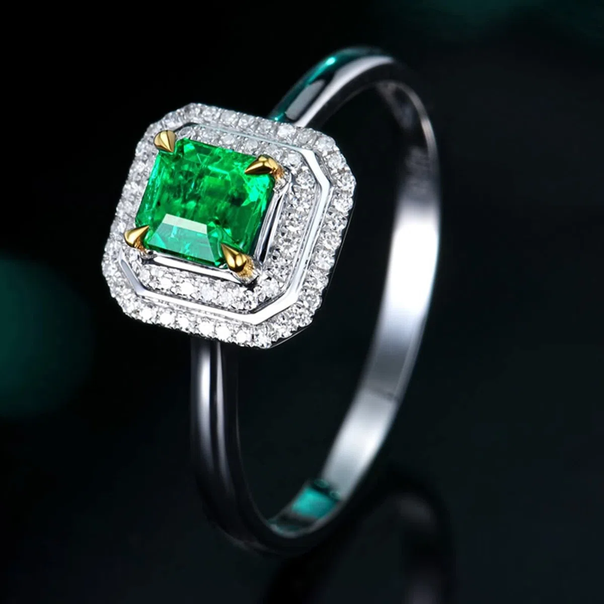 Anillos de Mujer Plata, Alianzas de Boda Cuadrado de 4 Garras con Incrustaciones de Esmeralda Creada En Laboratorio con Joyero