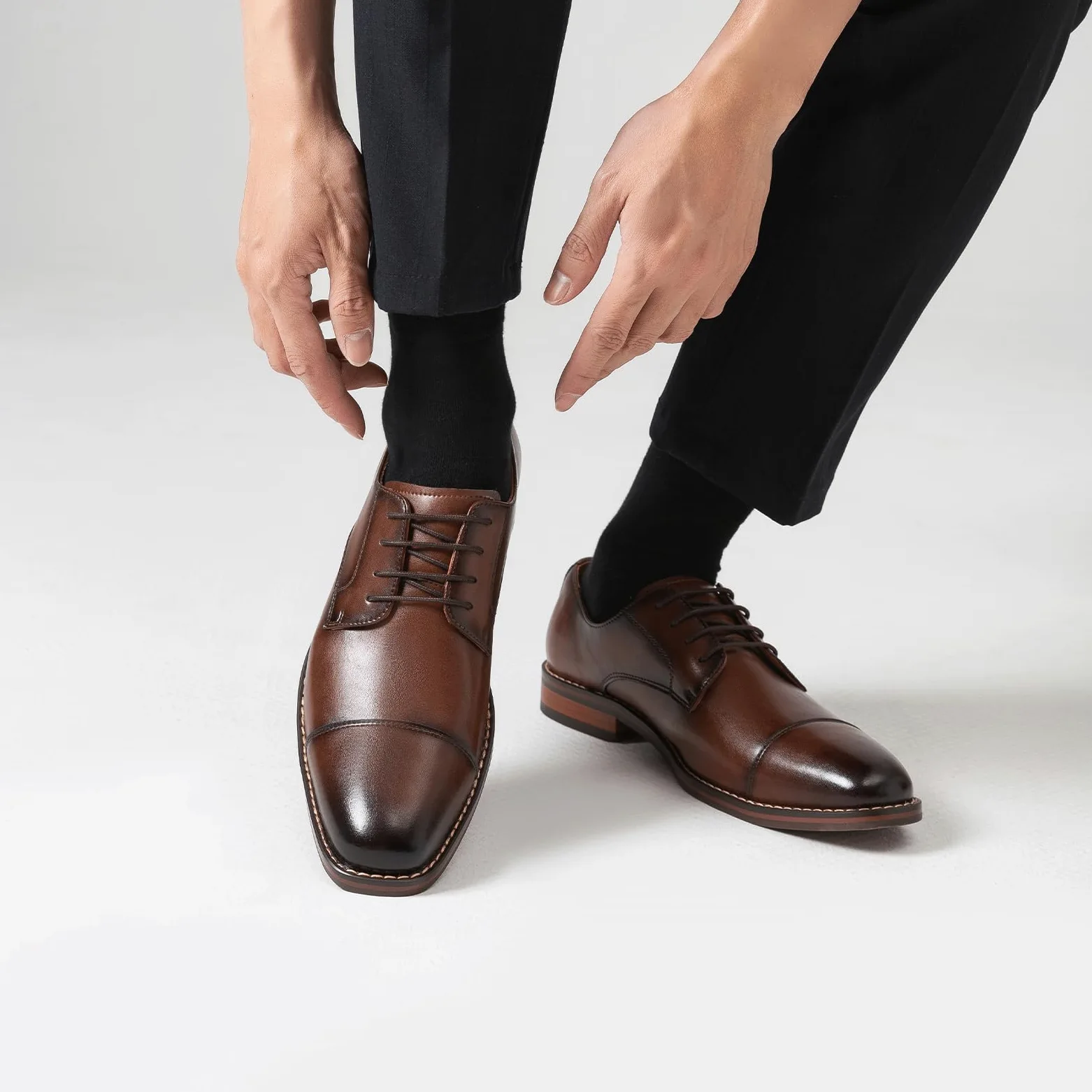 Poerkan Zapatos Derby cómodos y elegantes con cordones para hombre, color negro y marrón para cada ocasión