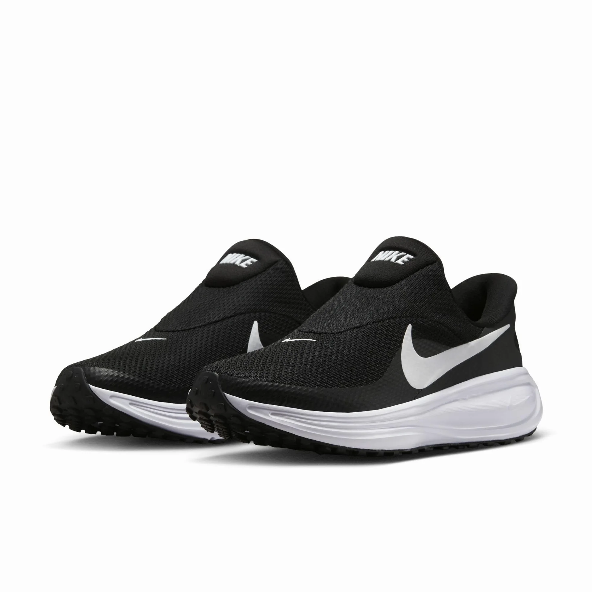 Nike Revolution 8 Easyon Zapatos de tenisMujer