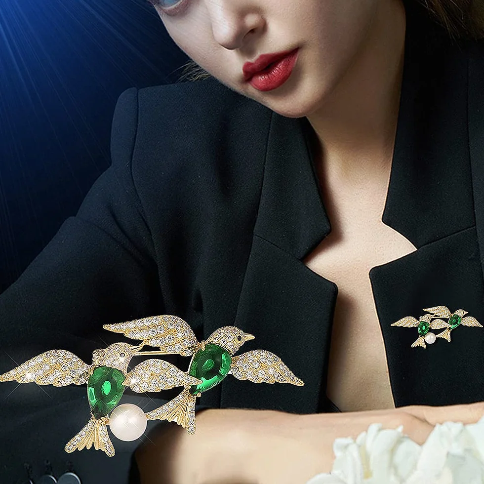 Broche con Forma de pájaro para Mujer, de Moda, para Solapa, con diseño de Doble Golondrina Volando y Perlas de imitación.