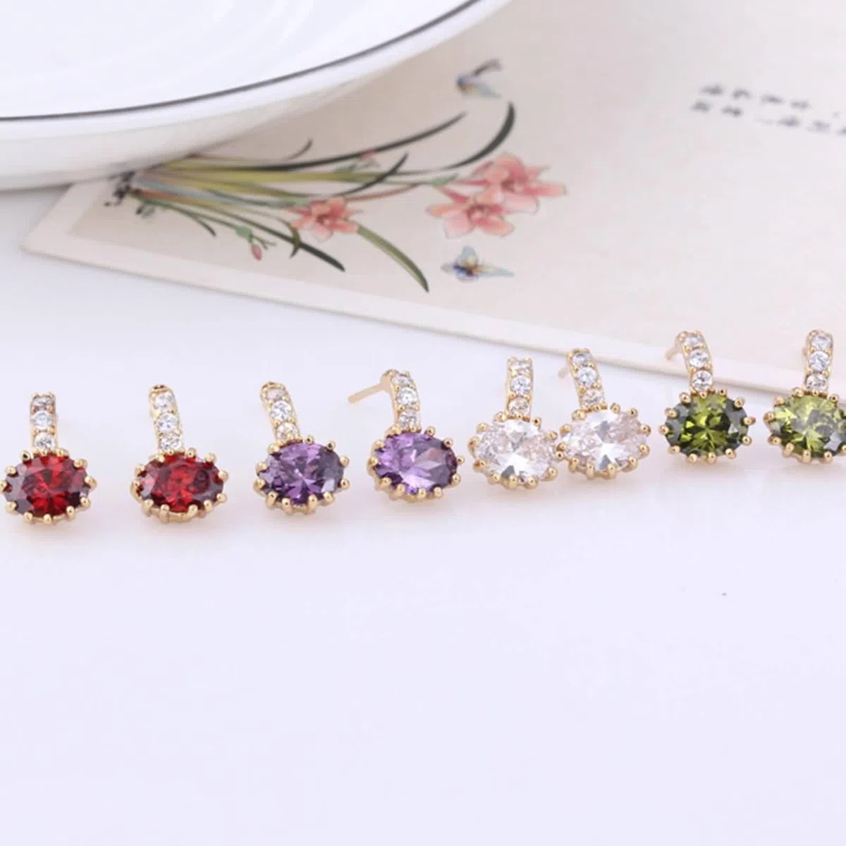 Pendientes para Mujer Oro Amarillo 18 Kilates Amatista Púrpura Ovalada Elegante Pendientes Hipoalergenicos