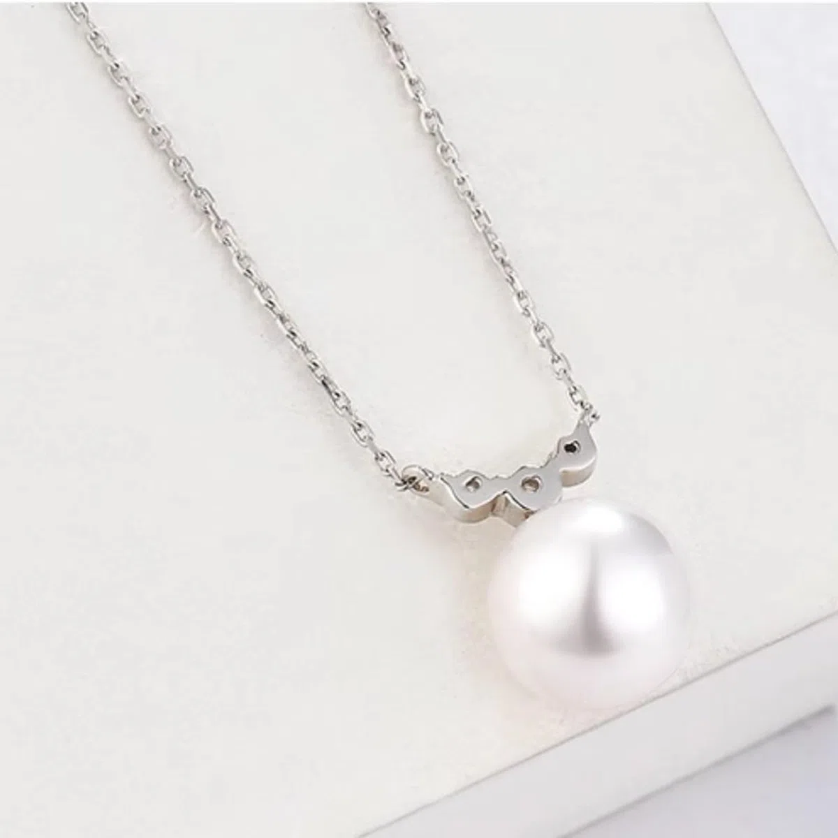 Collares de oro blanco para mujer, elegante collar de diamantes de 9K/14K/18K con colgante de perla de 8.5mm