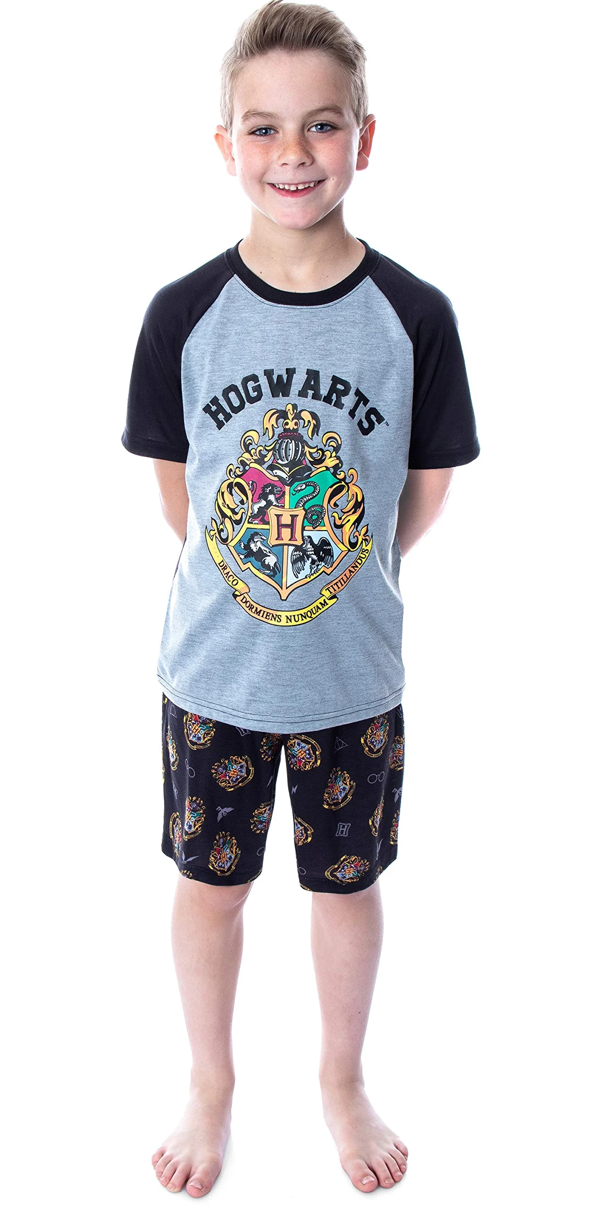 Harry Potter Pajamas Boys' Hogwarts Castle Crest Logo Raglan Shirt and Shorts 2 PC Pajama Set (6/7) Black