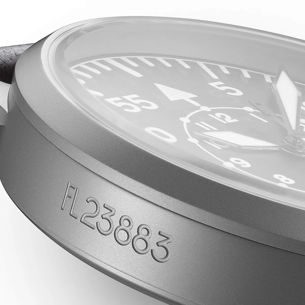 Laco Reloj de Aviador Original Kempten Fabricado en Alemania – 39 mm de diámetro – Reloj de Cuerda Manual – Acabado excepcional – Resistente al Agua