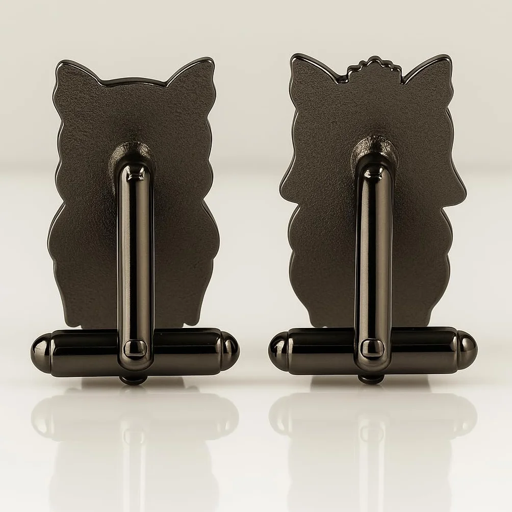 Gemelos de Cerditos Novio y Novia para Camisa Formal | Diseño divertido de pareja de cerdos para bodas, eventos formales, celebraciones, trajes y camisas elegantes