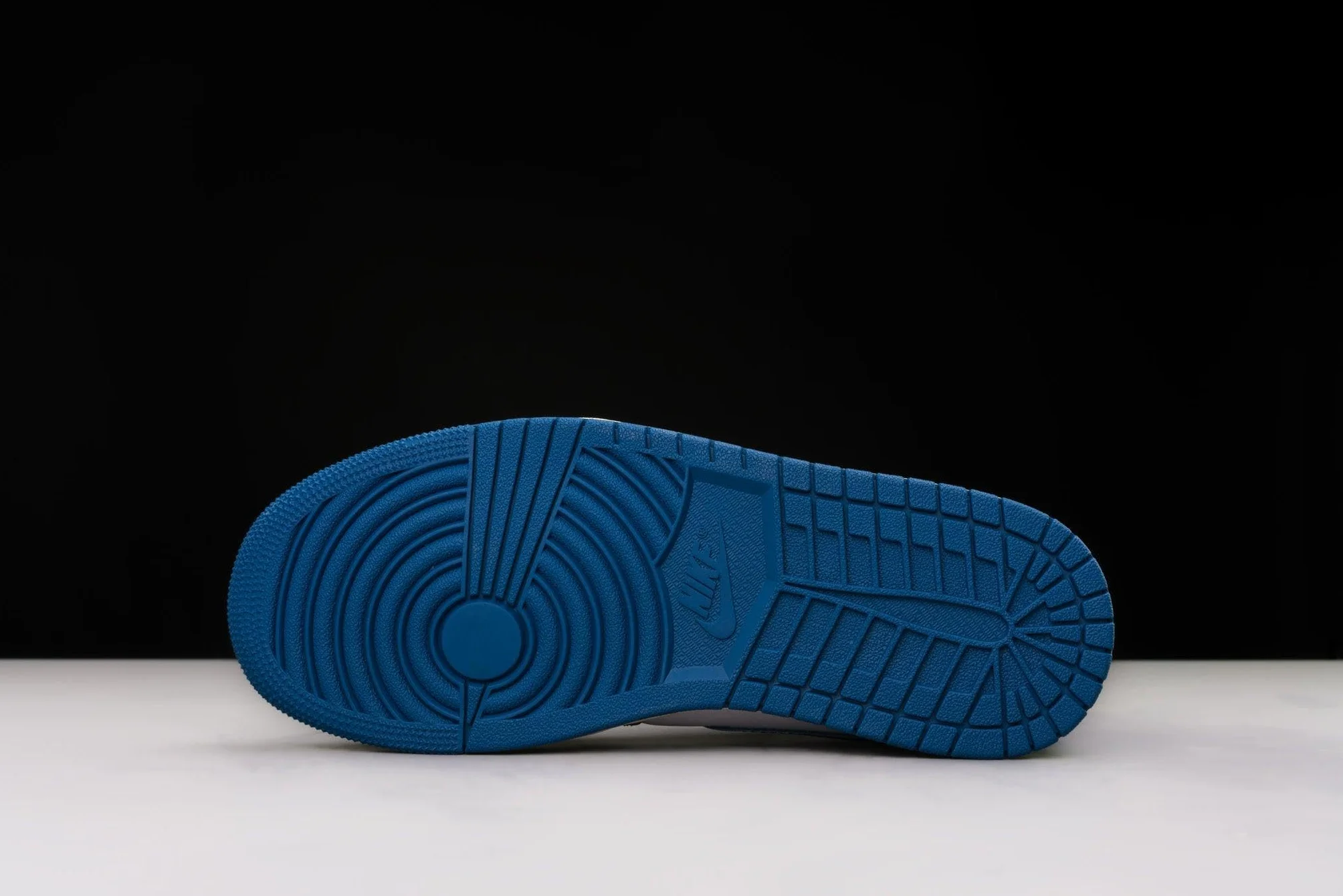 Air Jordan 1 Mid French Blue 38.5