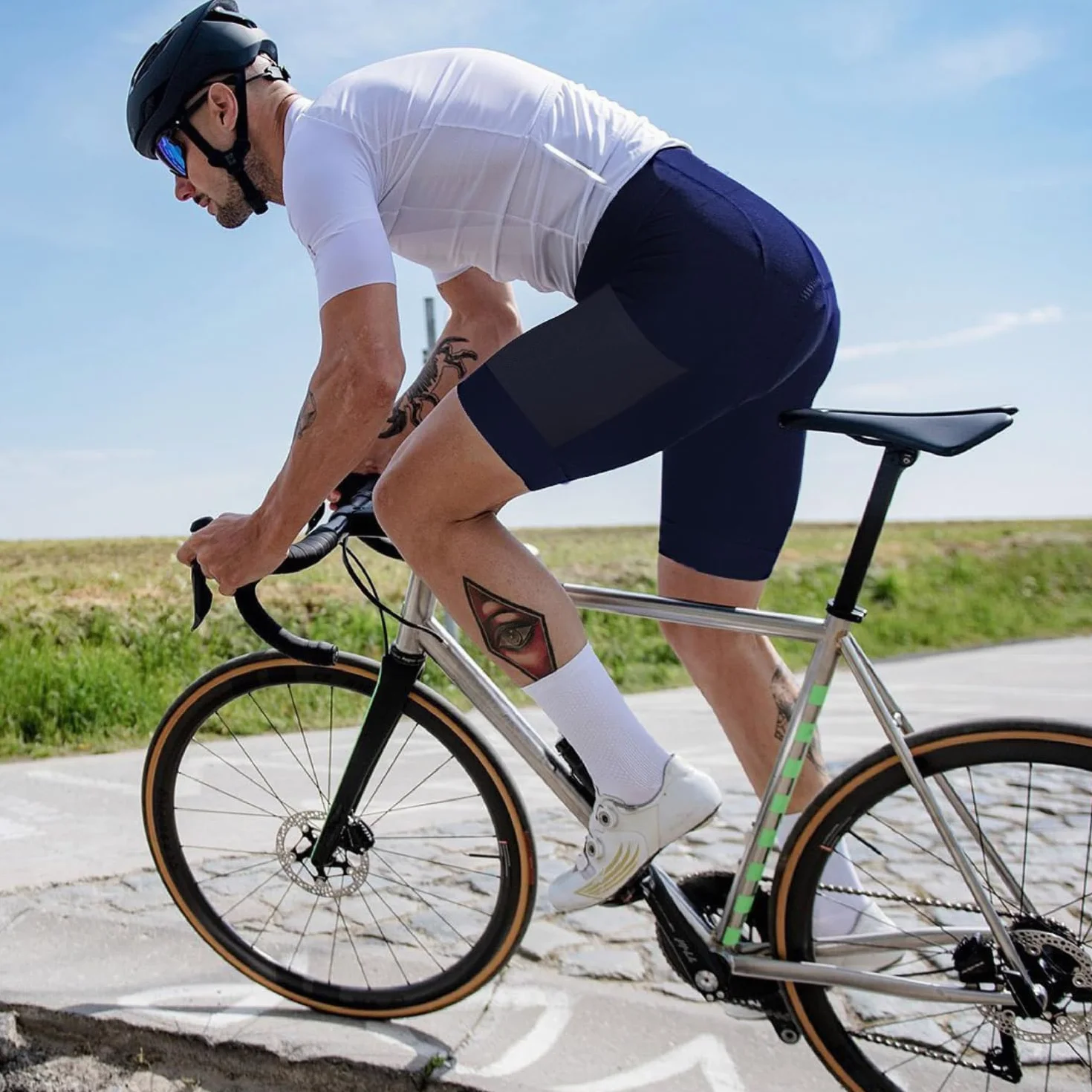 Lo.gas Pantalones cortos de ciclismo para hombre, acolchado de gel con bolsillos, transpirable de secado rápido para hombres