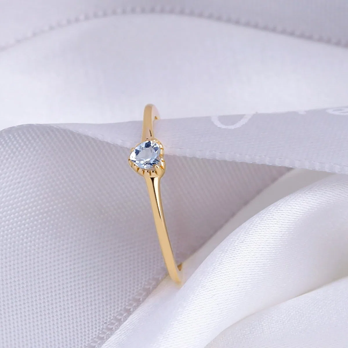 Anillo apilable fino de oro de 9 K/14 K/18 K, para mujer, corazón aguamarina, aguamarina, oro auténtico