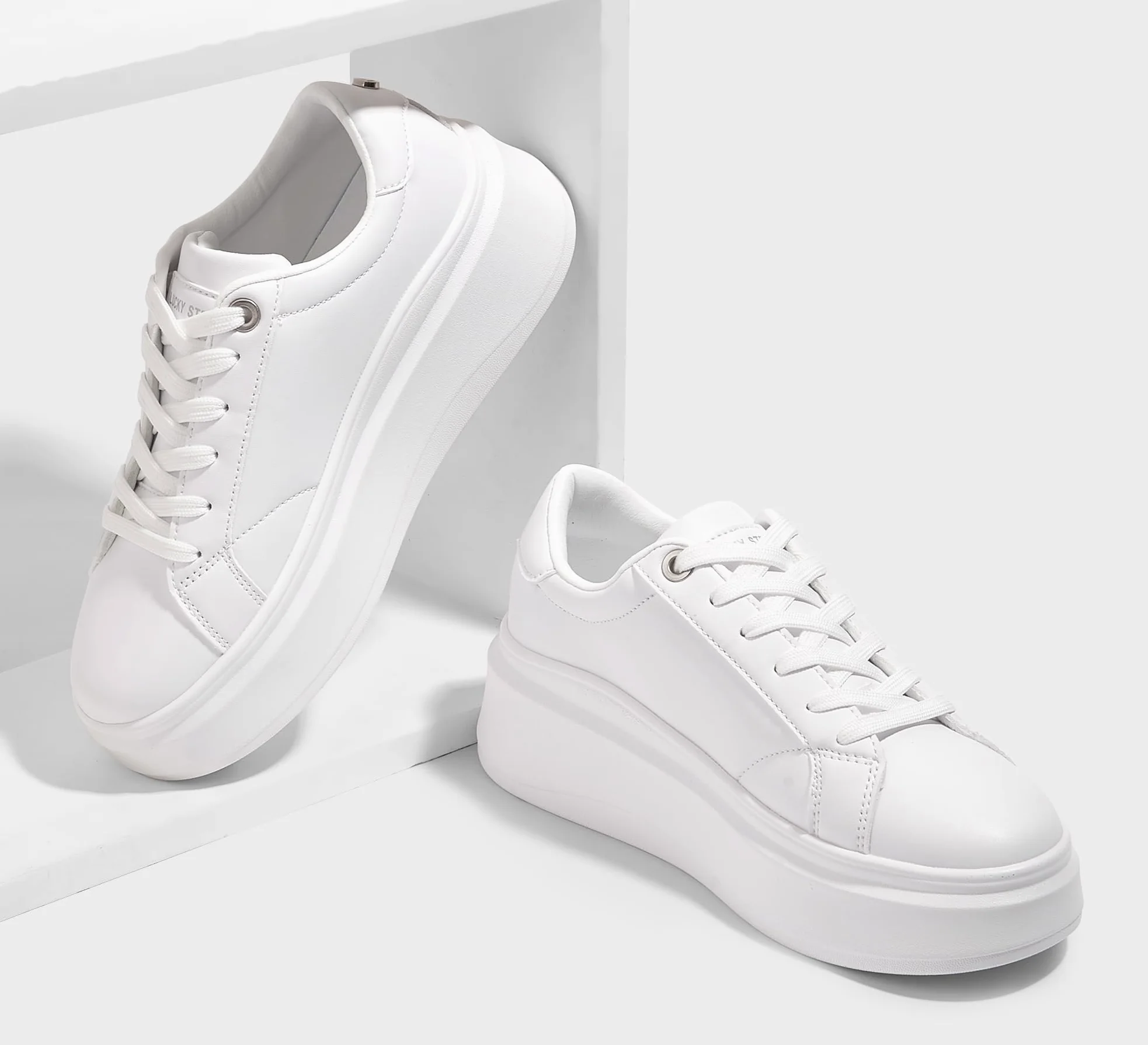 LUCKY STEP Zapatillas de Plataforma para Mujer – Zapatillas de Moda, Clásicas de Corte Bajo, Calzado Casual de Cuero Sintético, Cómodas para el Uso Diario