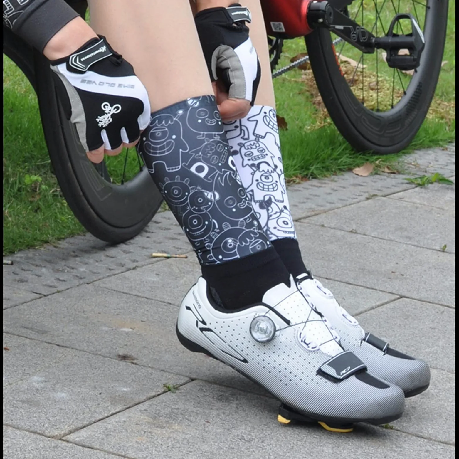 Antideslizante profesional calcetines de bicicleta de bicicleta de compresión de bicicleta calcetines deportivos hombres y mujeres calcetines deportivos calcetines de ciclismo de carreras calcetines d