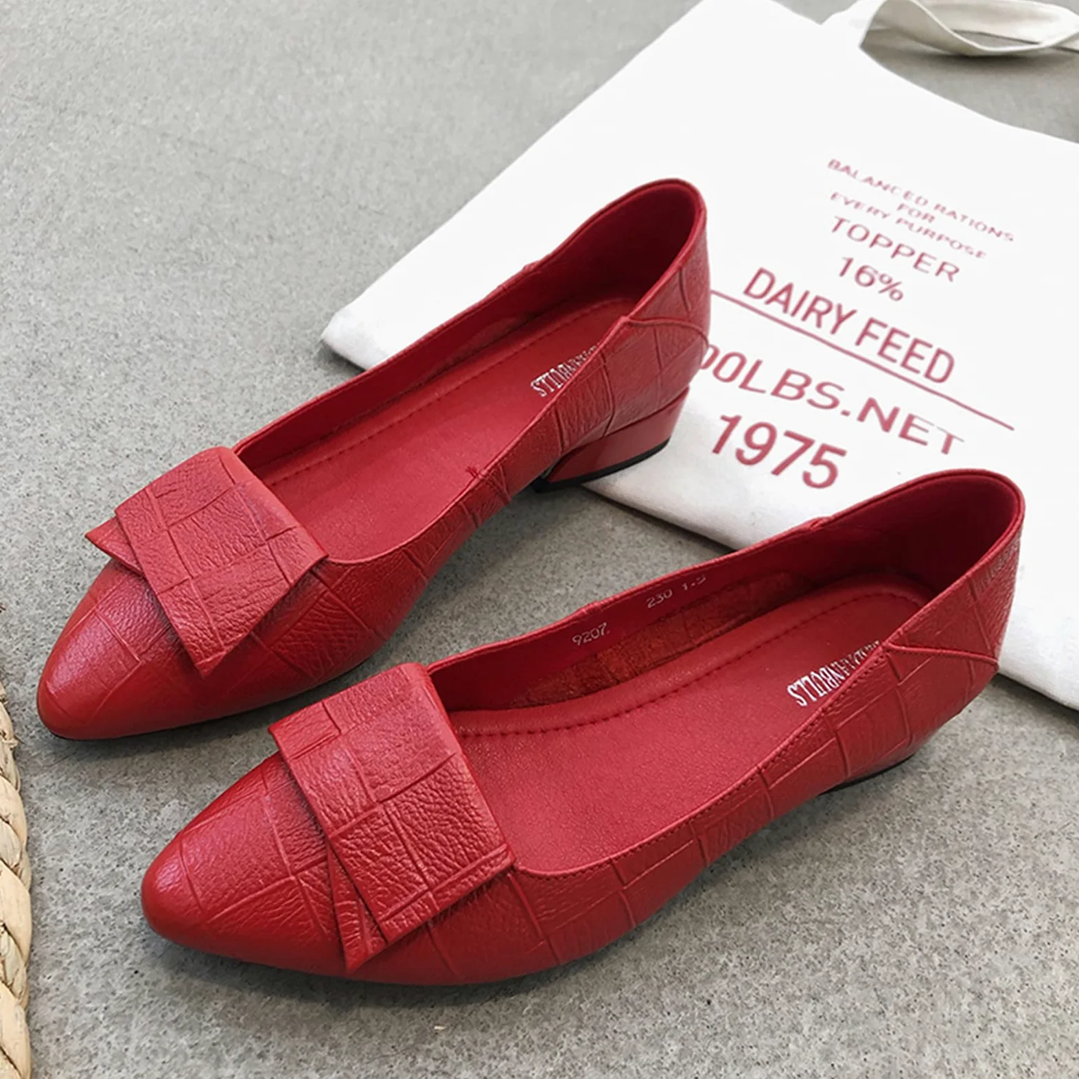 Mujer Puntiagudo Cuadros Zapatos de Tacón Cuero Suela Blanda Ballerinas