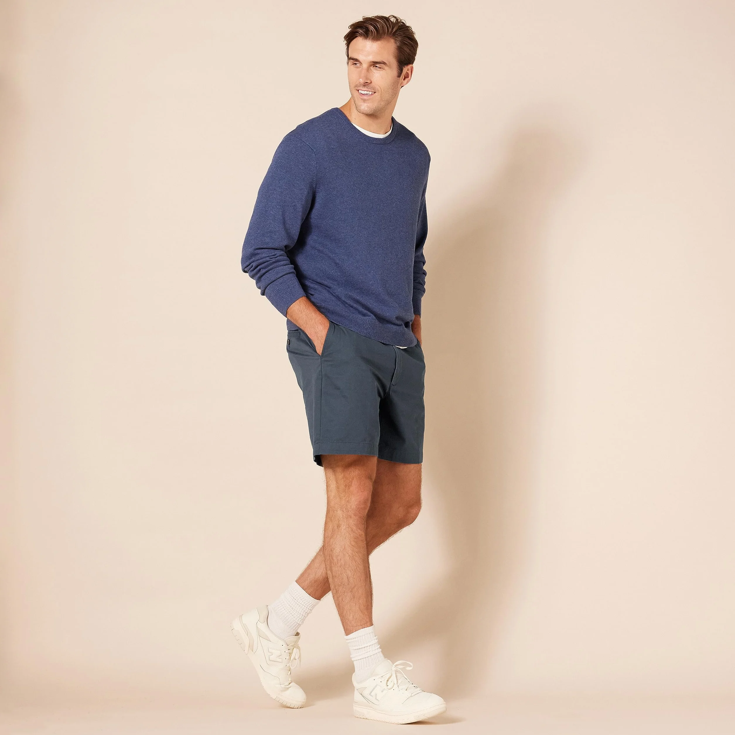 Amazon Essentials Hombre Pantalones Cortos Chinos de 18 cm con Corte Clásico