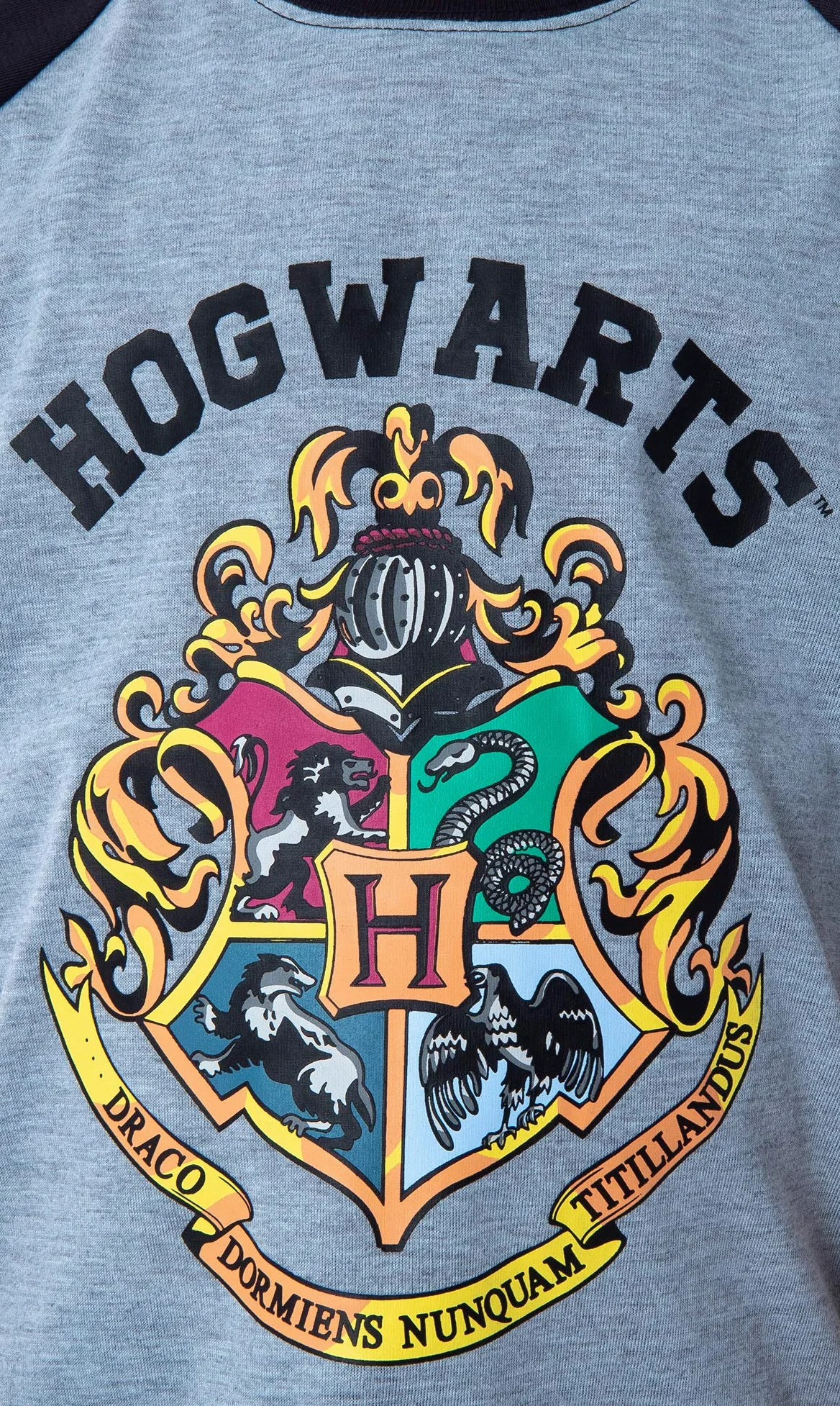 Harry Potter Pajamas Boys' Hogwarts Castle Crest Logo Raglan Shirt and Shorts 2 PC Pajama Set (6/7) Black