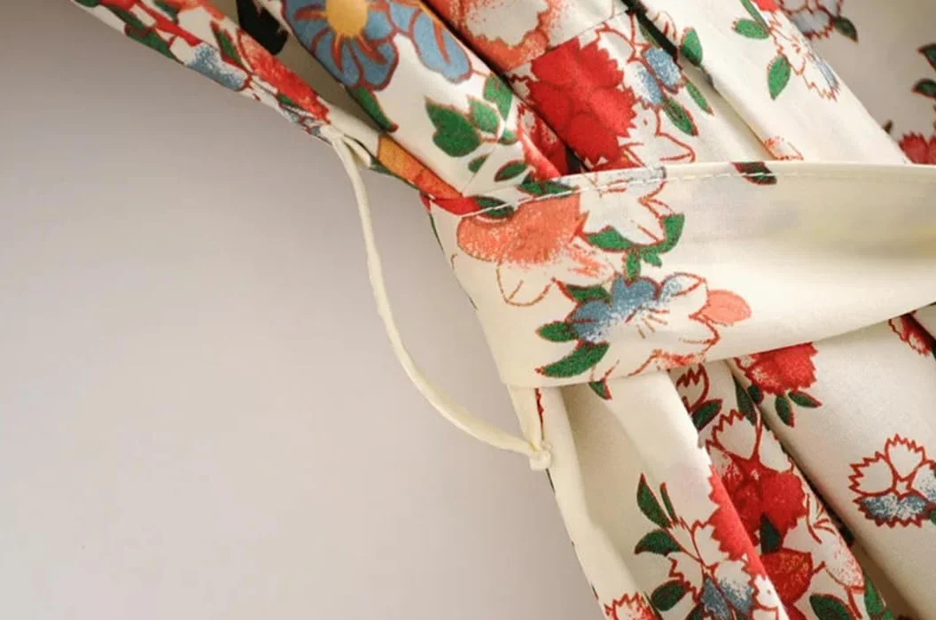 Disimlarl Fajas con estampado floral para mujer, estilo bohemio, con cuello en V, mangas murciélago, maxi bata