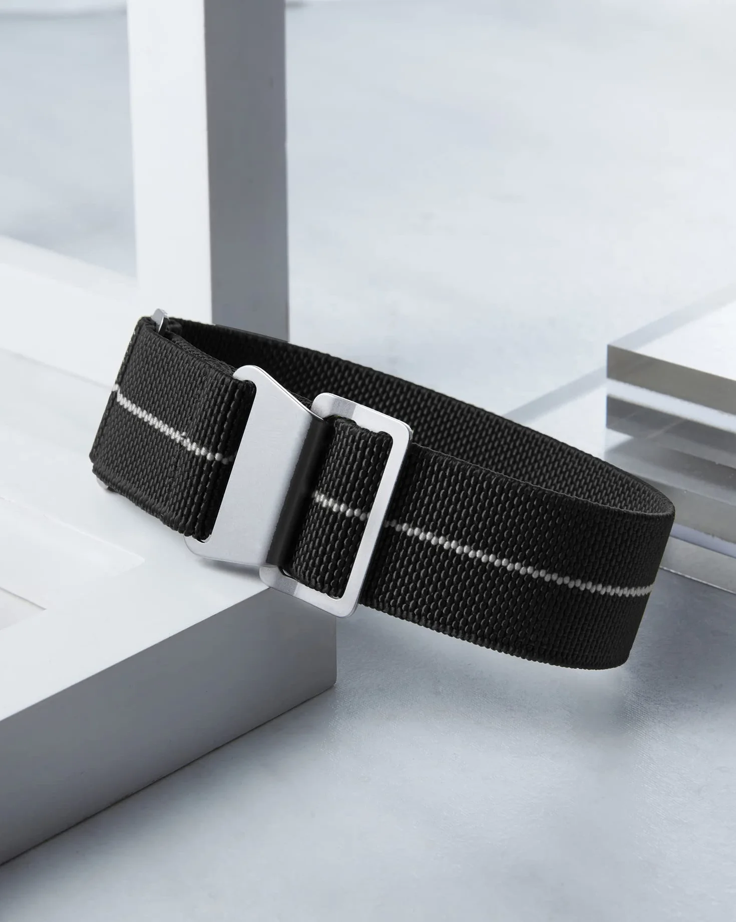 BINLUN Elástico Nylon Correa Reloj Marina Nacional Cierre de Gancho Correa para Reloj Calidad Alta con Hebilla Negra Plateada para Hombre Mujer 18/20/22mm