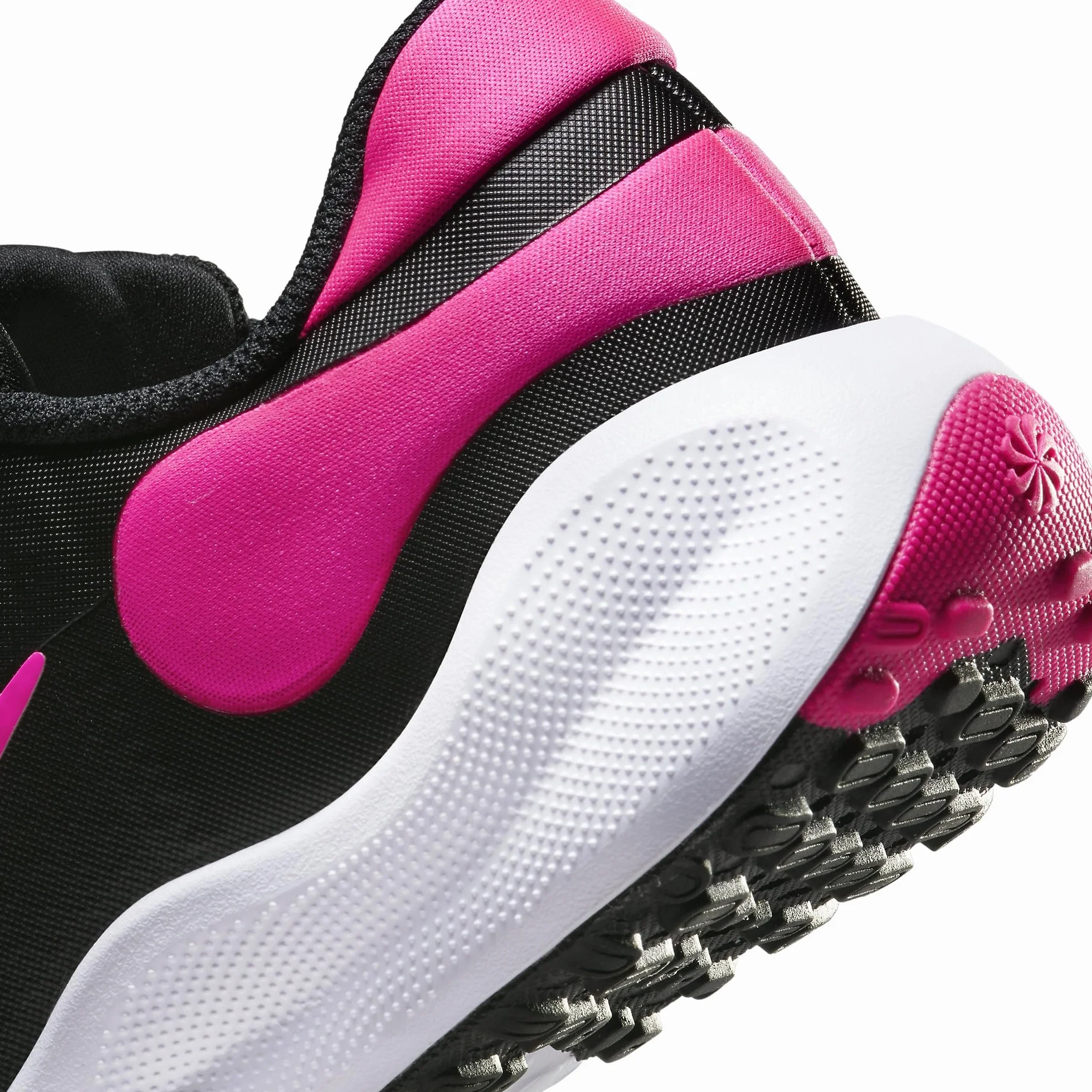 NIKE Unisex Kids Revolutin 7Sneaker