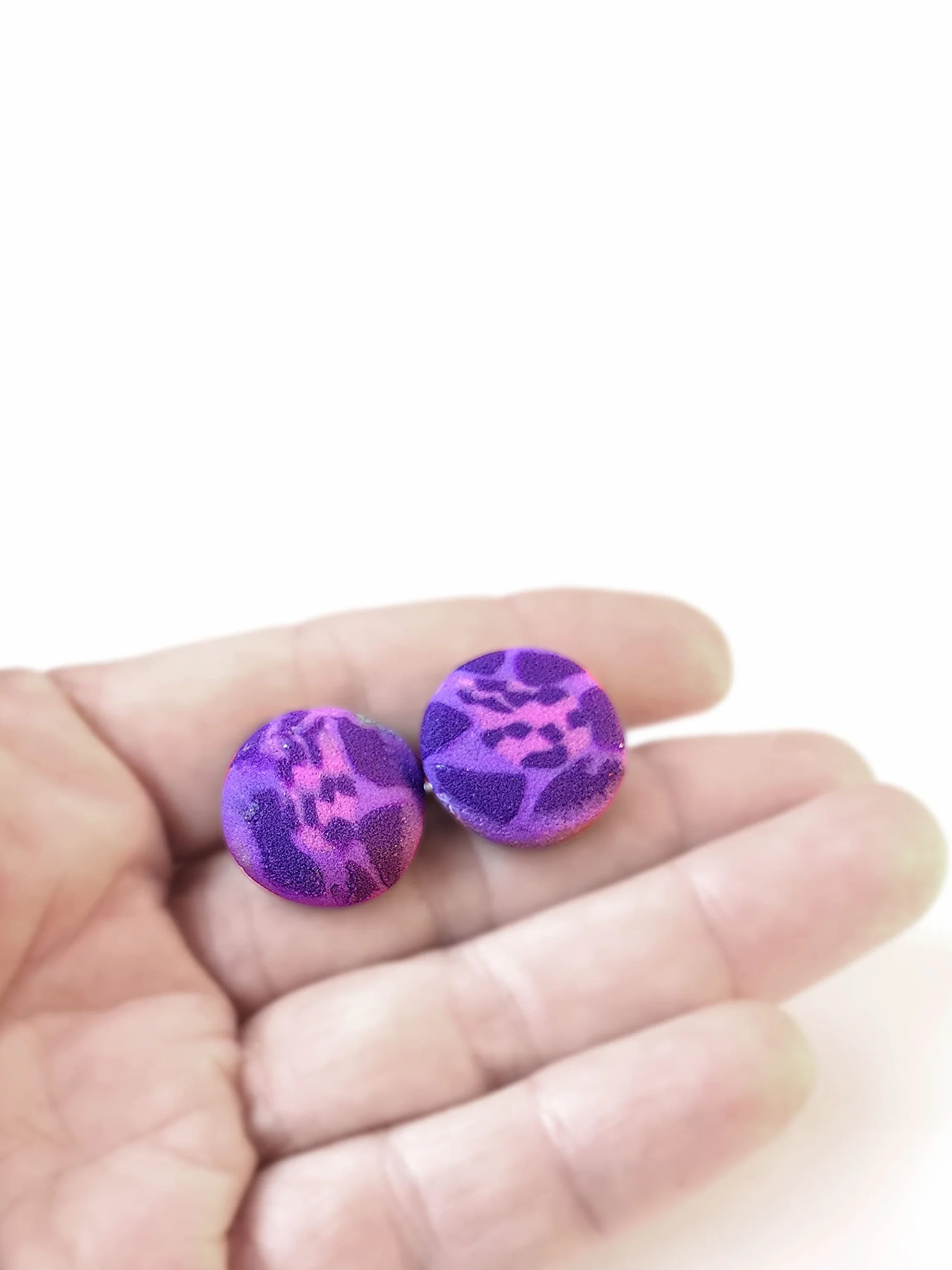 Pendientes Botón Lilas Terciopelo de arcilla polimérica Pieza única regalo original