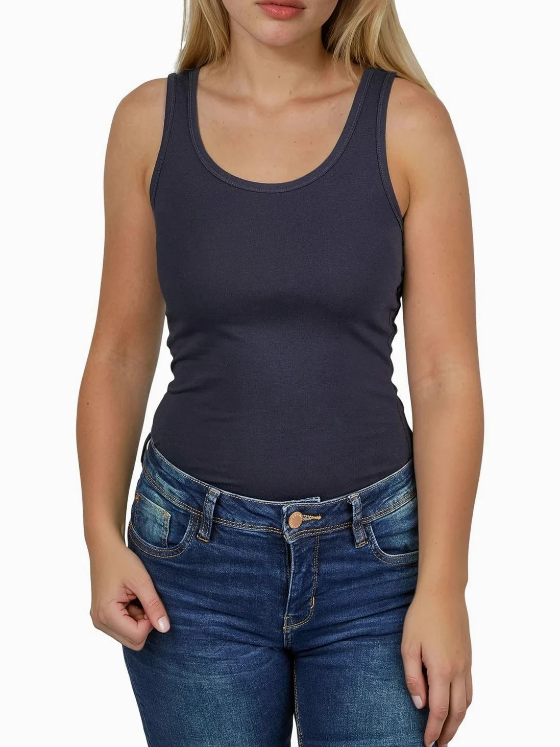 ONLY Onllive LUV - Camiseta sin mangas para mujer, corte ajustado, 4 unidades, cuello redondo, sin mangas, monocolor, negro, blanco, beige, rojo, verde, azul, azul marino, S, M, L, XL, XXL