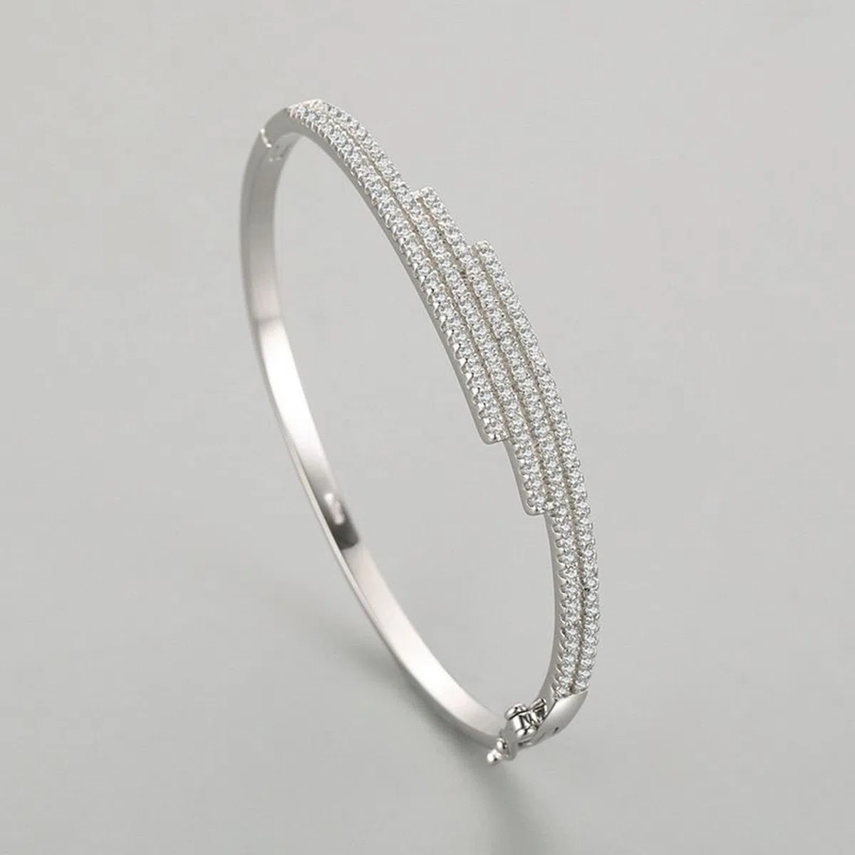 Pulseras de amistad para mujer, pulseras de plata de ley para mujer, líneas asimétricas con brazalete de circonita cúbica para mujer