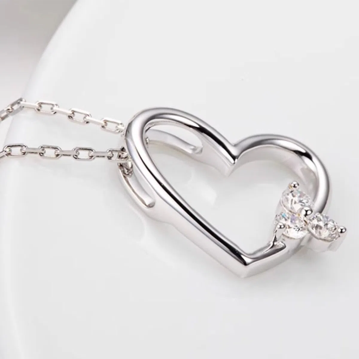 Collar para novia, collar largo de bisutería con forma de corazón con diamante y oro blanco