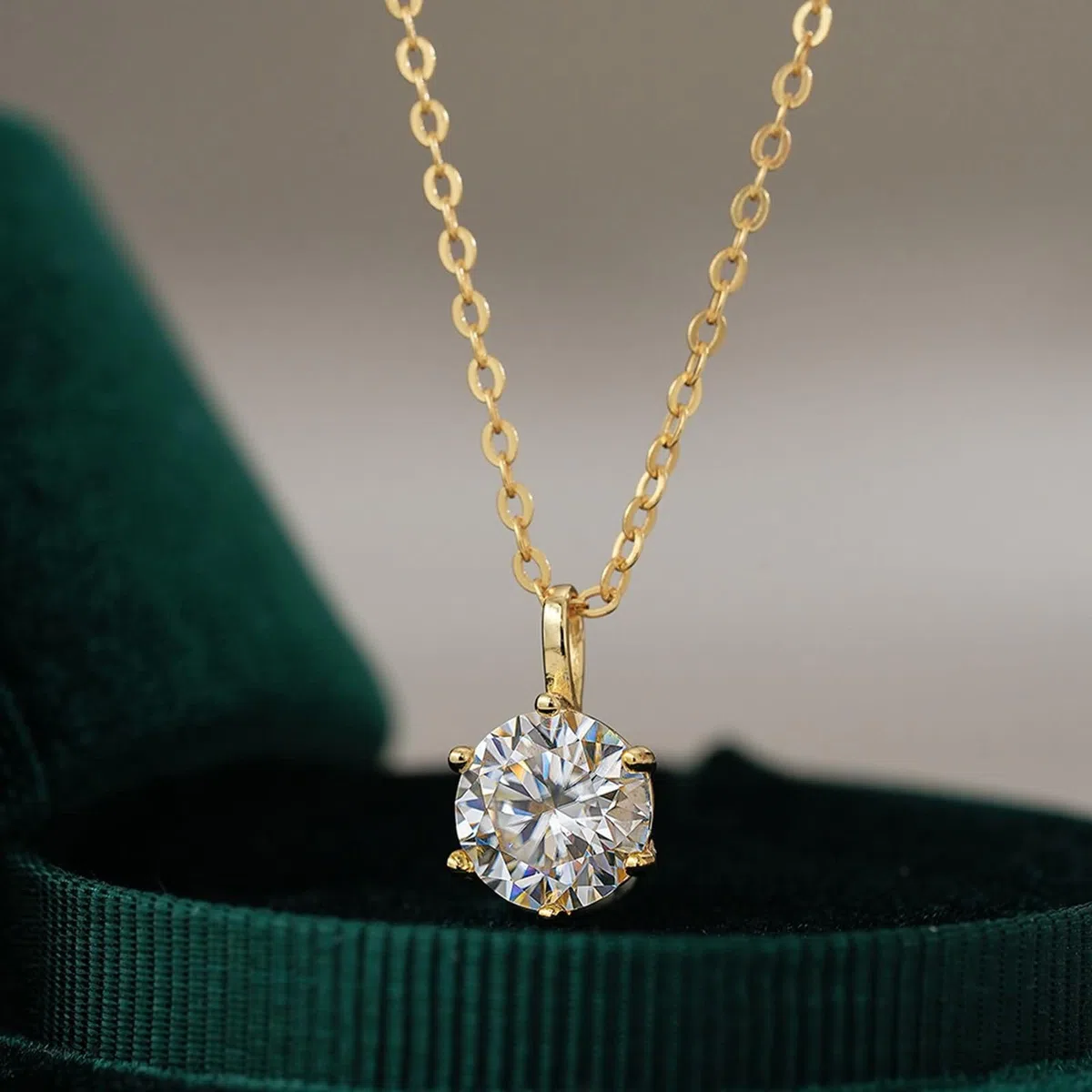 Wycian Collares de moissanita de oro amarillo de 9K/14K/18K para mujer, 6 puntas, collar solitario para el día de San Valentín para mujer, 45 cm/17.7 pulgadas