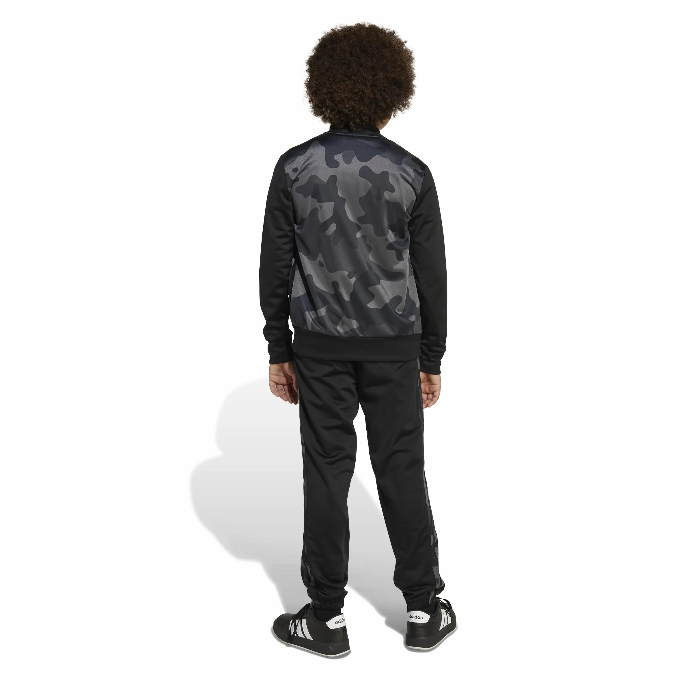 adidas Unisex Kids' Chándal Seasonal Essential Kids Camouflage Tricot 3-Stripes All Over Printed