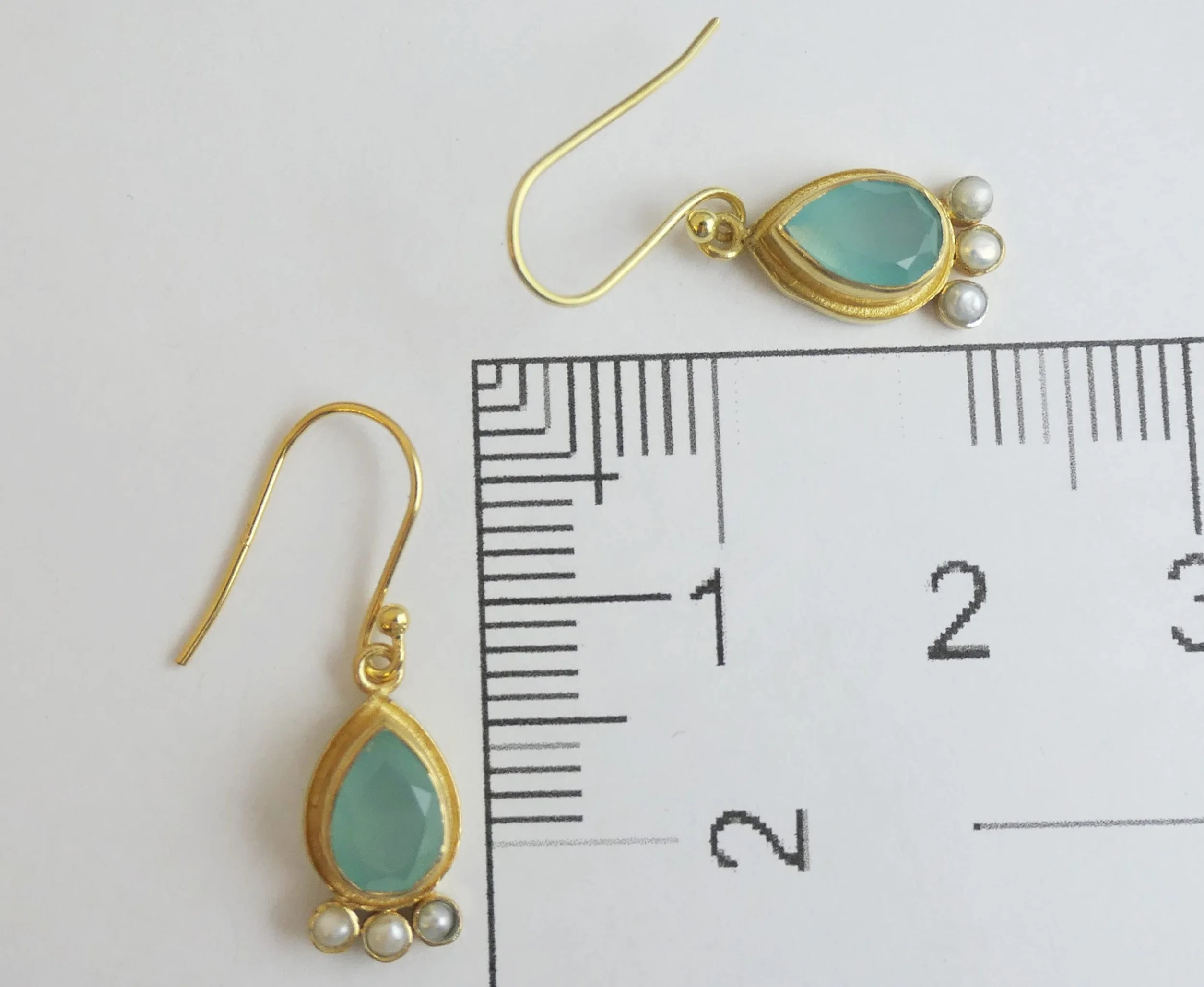 Pendientes de Plata de Ley 925 con Baño de Oro de Calcedonia Aqua y Perla de Agua Dulce