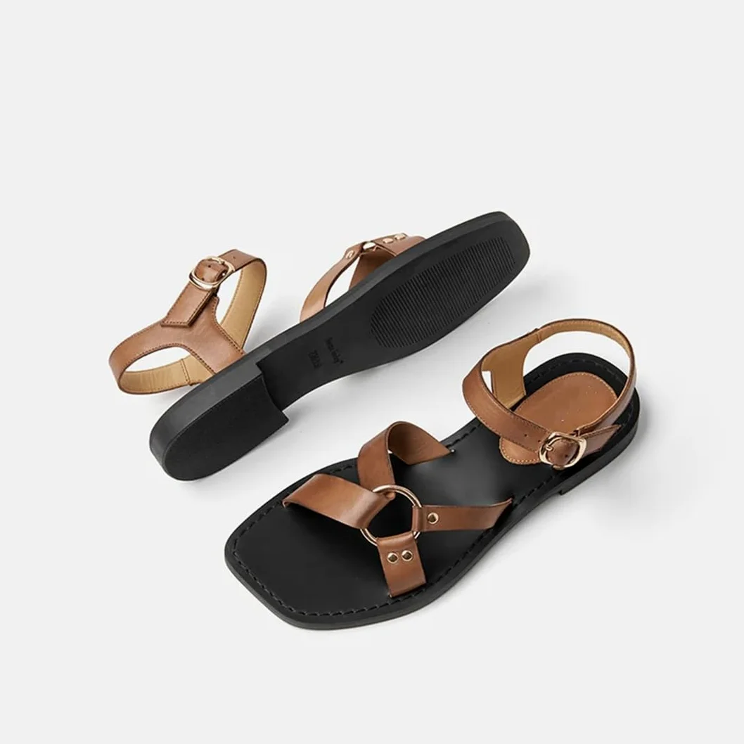 Sandalias básicas de piel de vacuno con hebilla y correa al tobillo para mujer, tacón plano, estilo casual, para verano, Brown, 40.5 EU