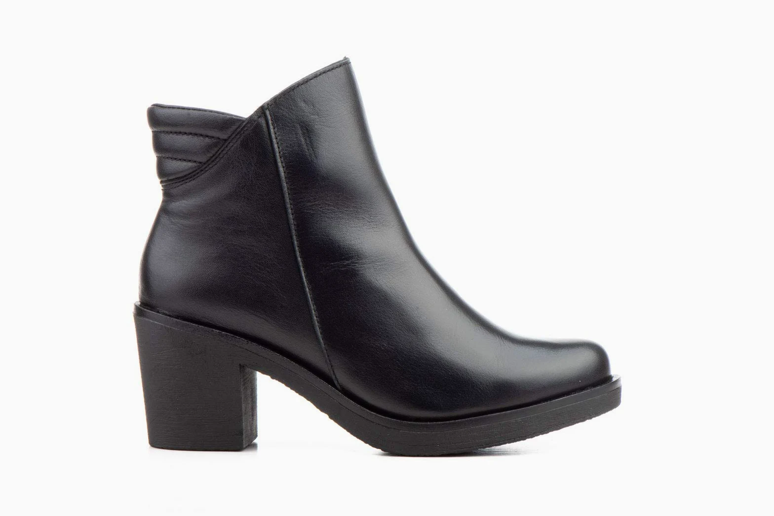 Botines mujer de piel con tacón o plataforma Botín cómodo de invierno y otoño Calzado artesanal de España tipo cuña o camperos en ante y cuero Elegantes e informales