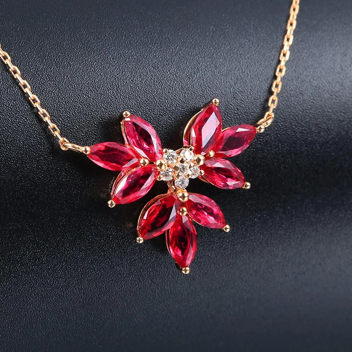 Collar de Oro Mujer 18 Kilates,Collar Hoja con 1.26ct Rubí y Diamante Colgantes Mujer de Oro