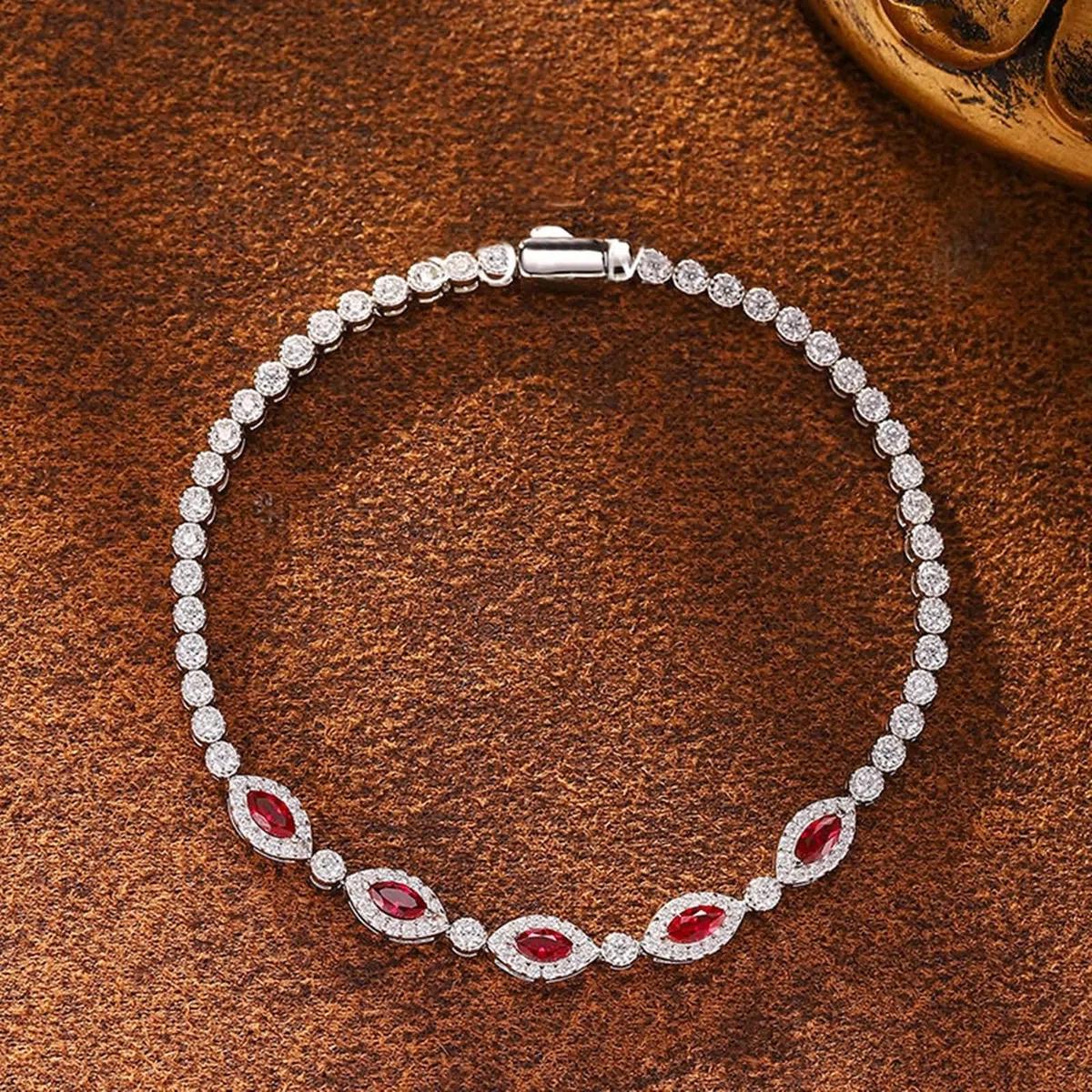 Pulsera de Oro Blanco 9 K / 14 K / 18 K Mujer, Marquesa con Rubí Creado de 0,75 ct y Moissanita, Cadena 16 CM, Pulseras Mujer de Plata Rojo