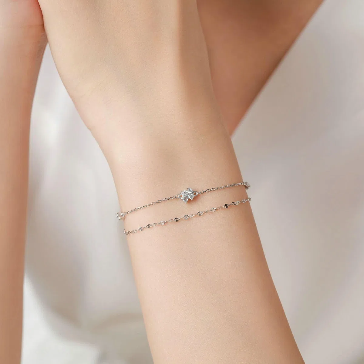 Pulseras de Mujer de Oro Blanco de 9Kilates / 14Kilates / 18Kilates, Cadena Doble Capa con Topacio y Moissanita, Cadena Extensible 16 CM + 5 CM, Pulsera de Plata Azul de Ajustable Mujer