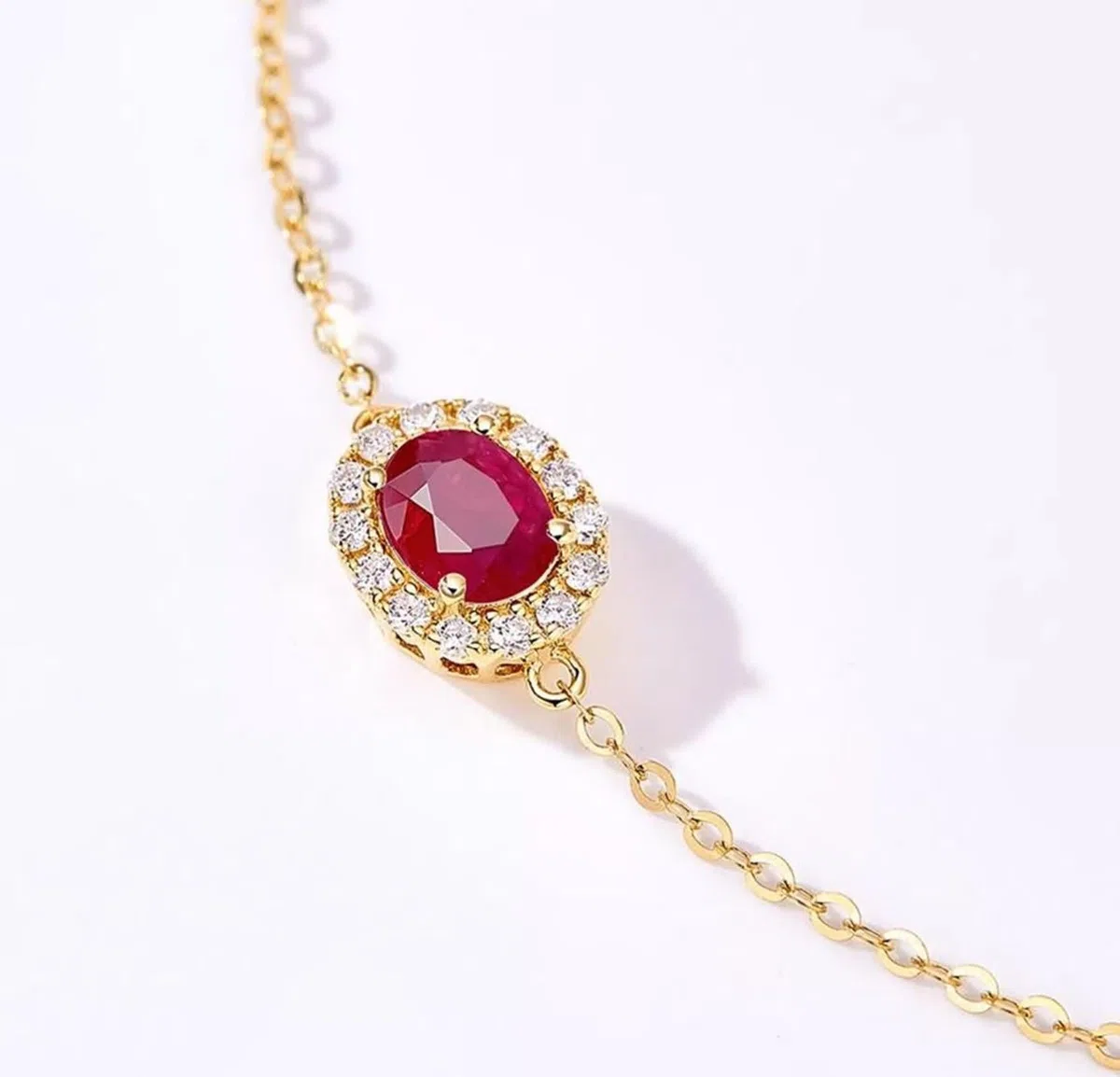 Pulsera para Mujer de Oro 9 K / 14 K / 18 K, Oval con Rubí de 0,3 ct y Diamante, Cadena Extensible 16 CM + 5 CM, Pulsera Oro Ajustable Mujer