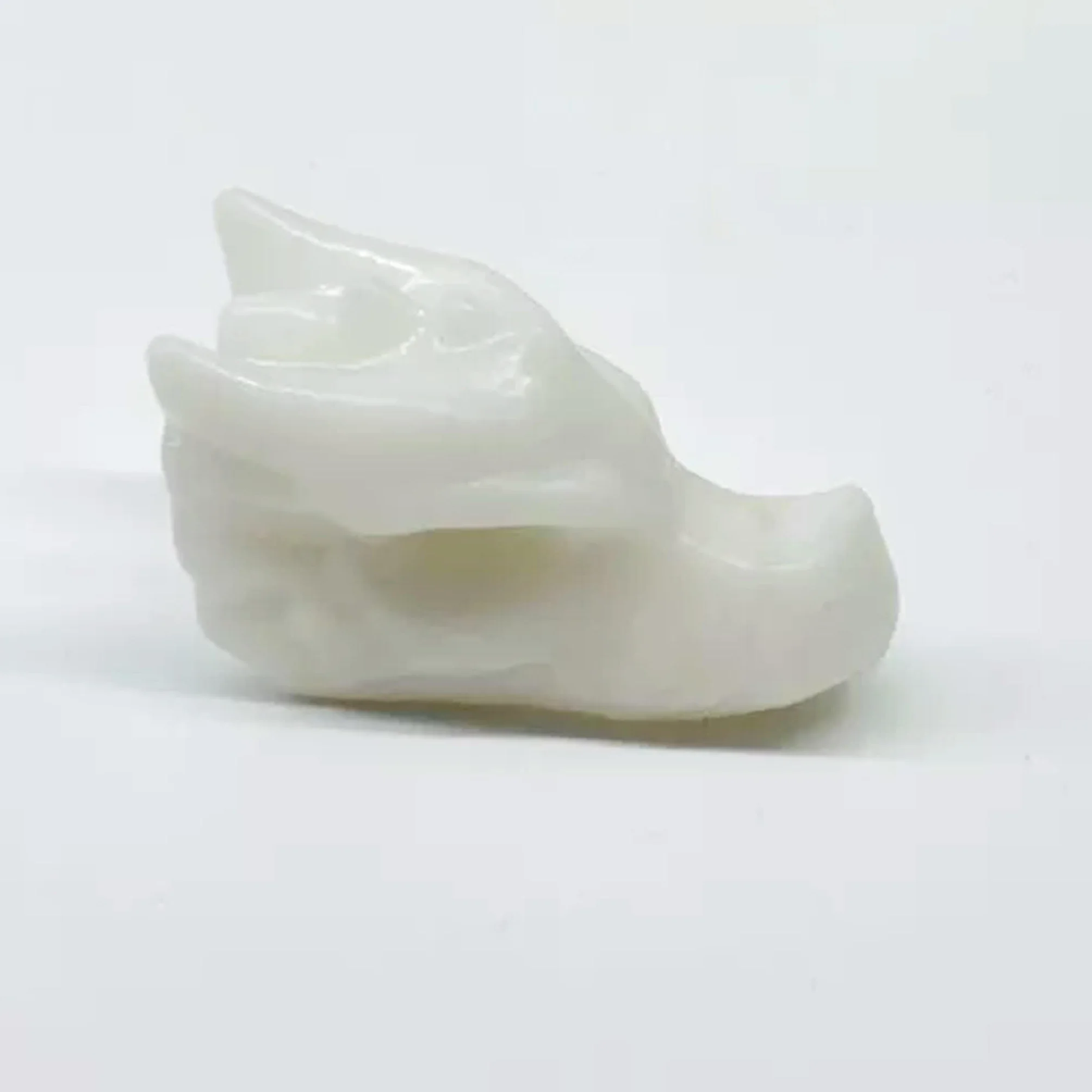 Figura Decorativa de Calavera Tallada con Cabeza de dragón de Cristal de Cuarzo Natural de 1,5 Pulgadas, Piedra de Jade Blanco y Cuarzo.