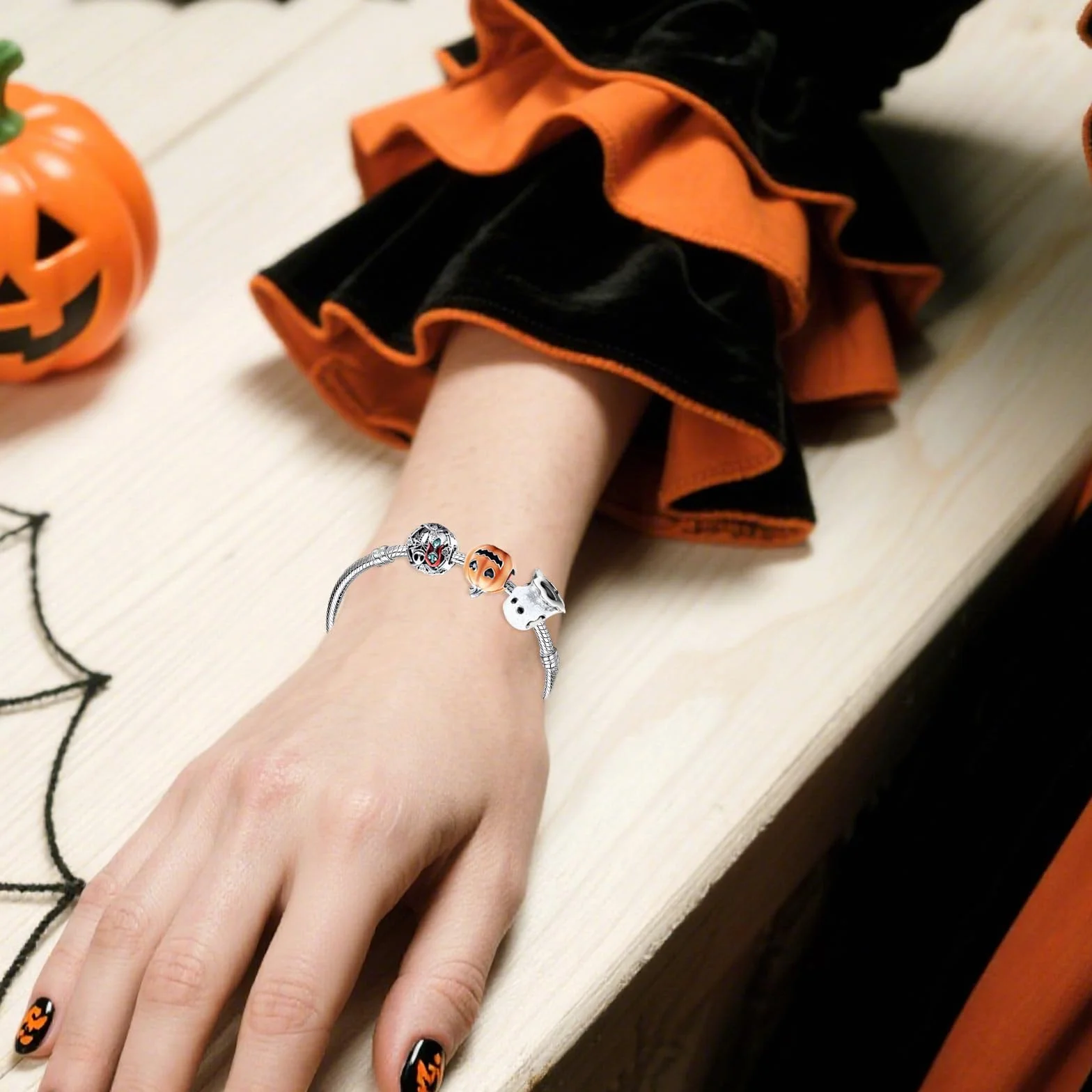 Halloween Charms Halloween Luminoso Colgante con Calabaza Cráneo Fantasmas Charms para Pulsera y Collar Joyas Regalo para Mujer