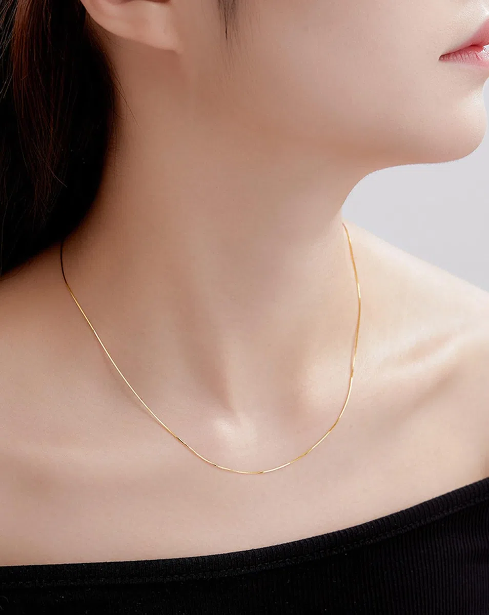 Collares de oro para mujer, cadena de serpiente de oro amarillo simple, cadena amarilla de 14 quilates para ella